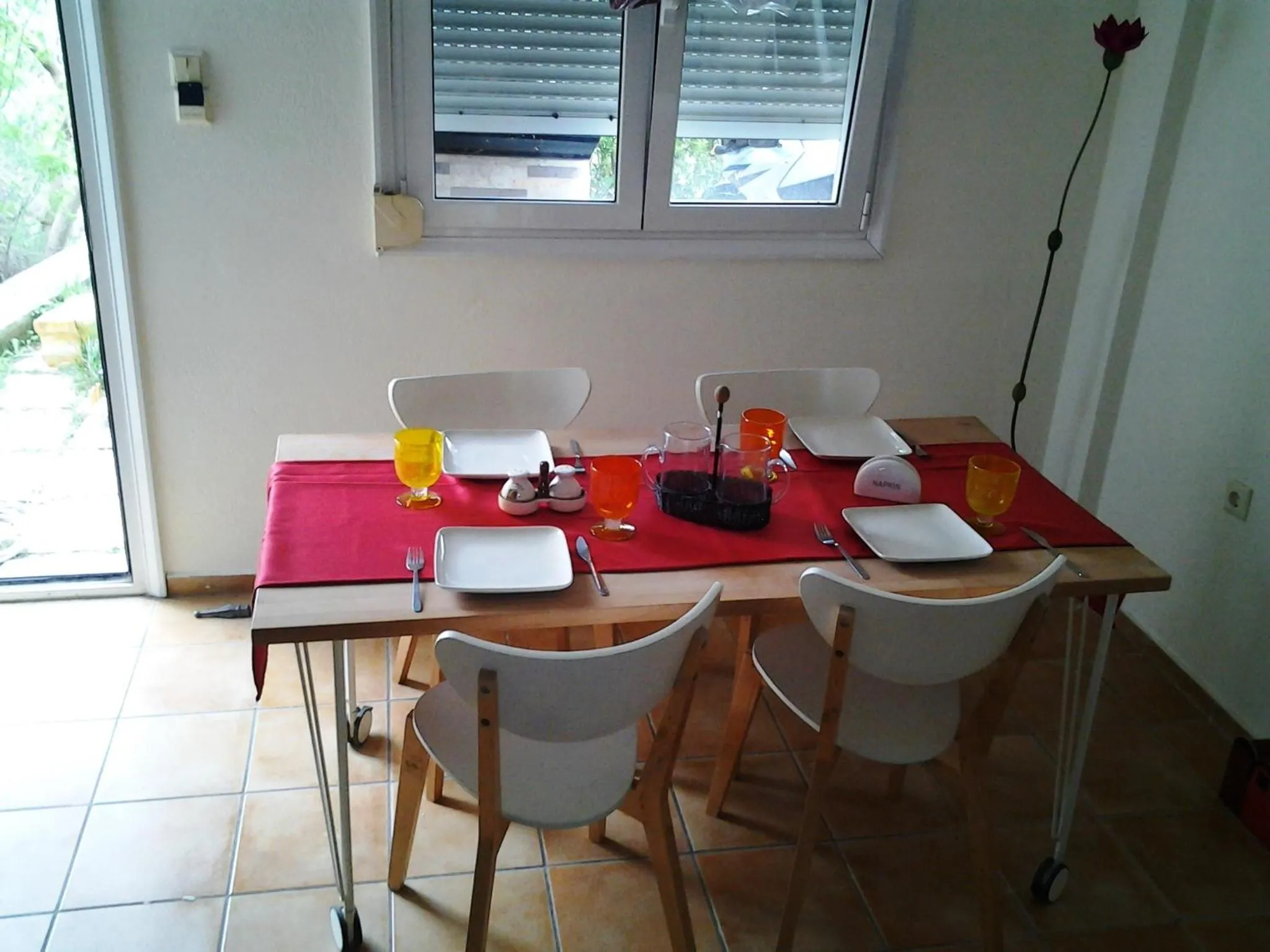 Food in Point Twins Apartments