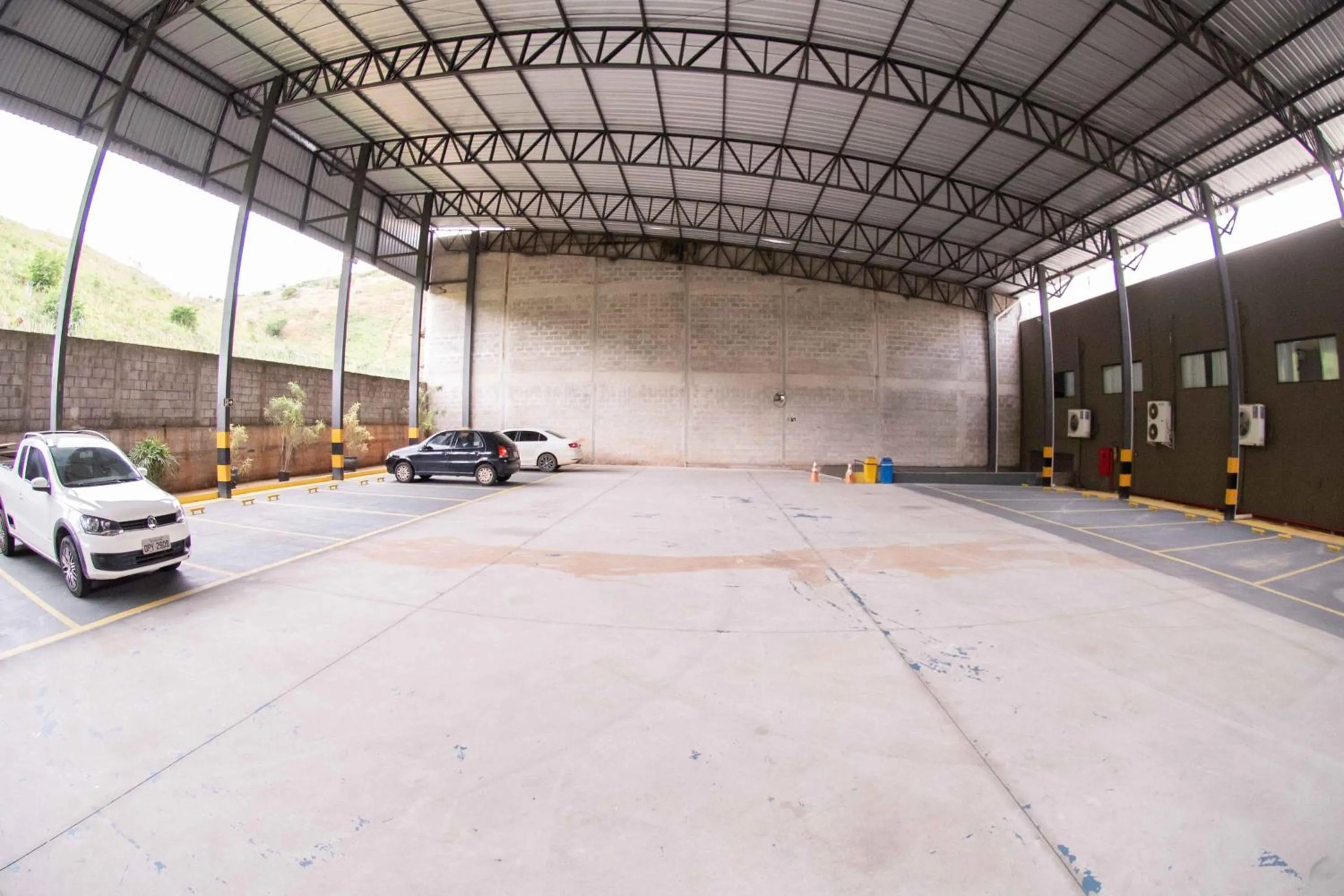 Parking in Hotel Capital Das Pedras