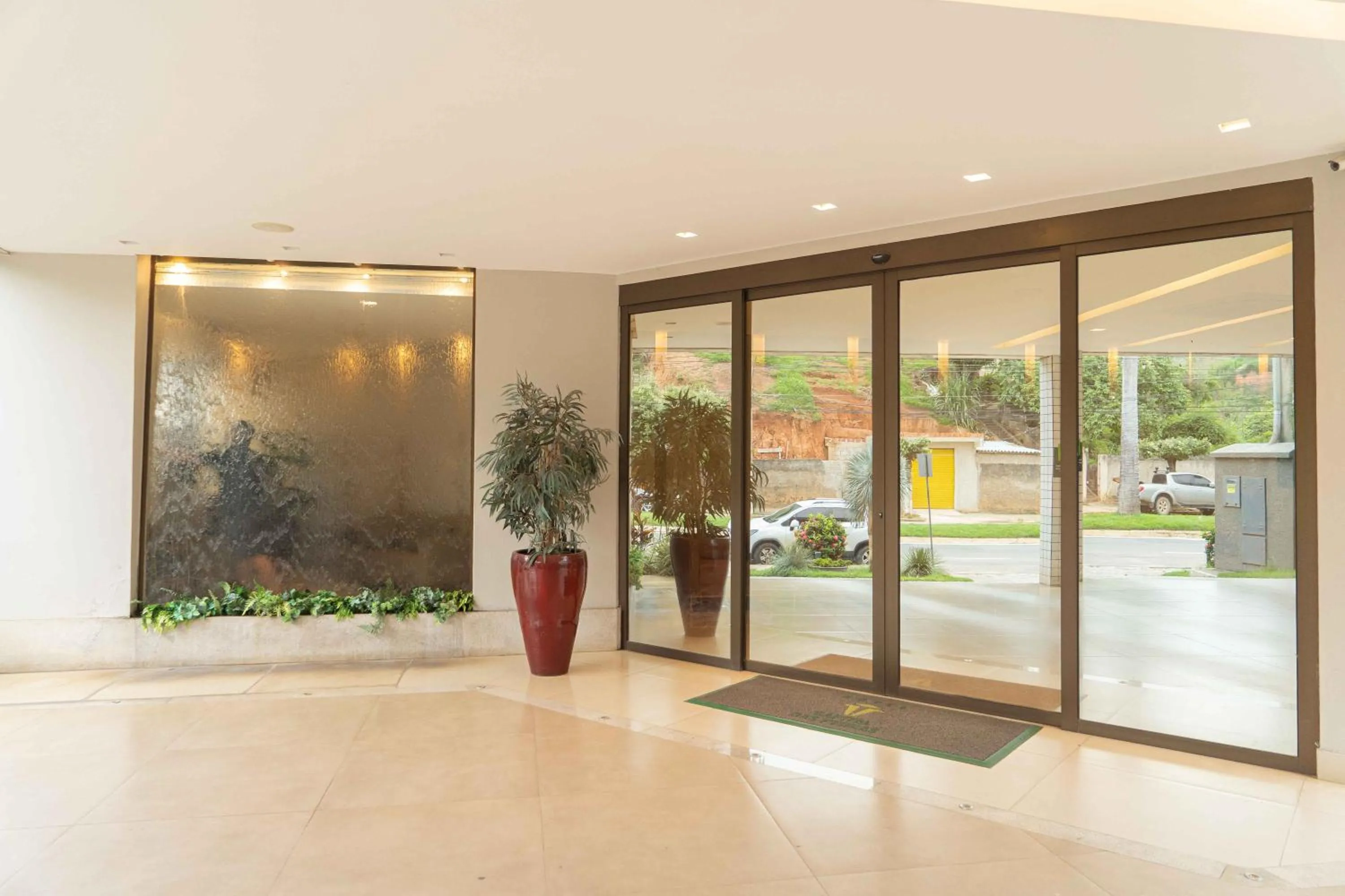 Facade/entrance in Hotel Capital Das Pedras