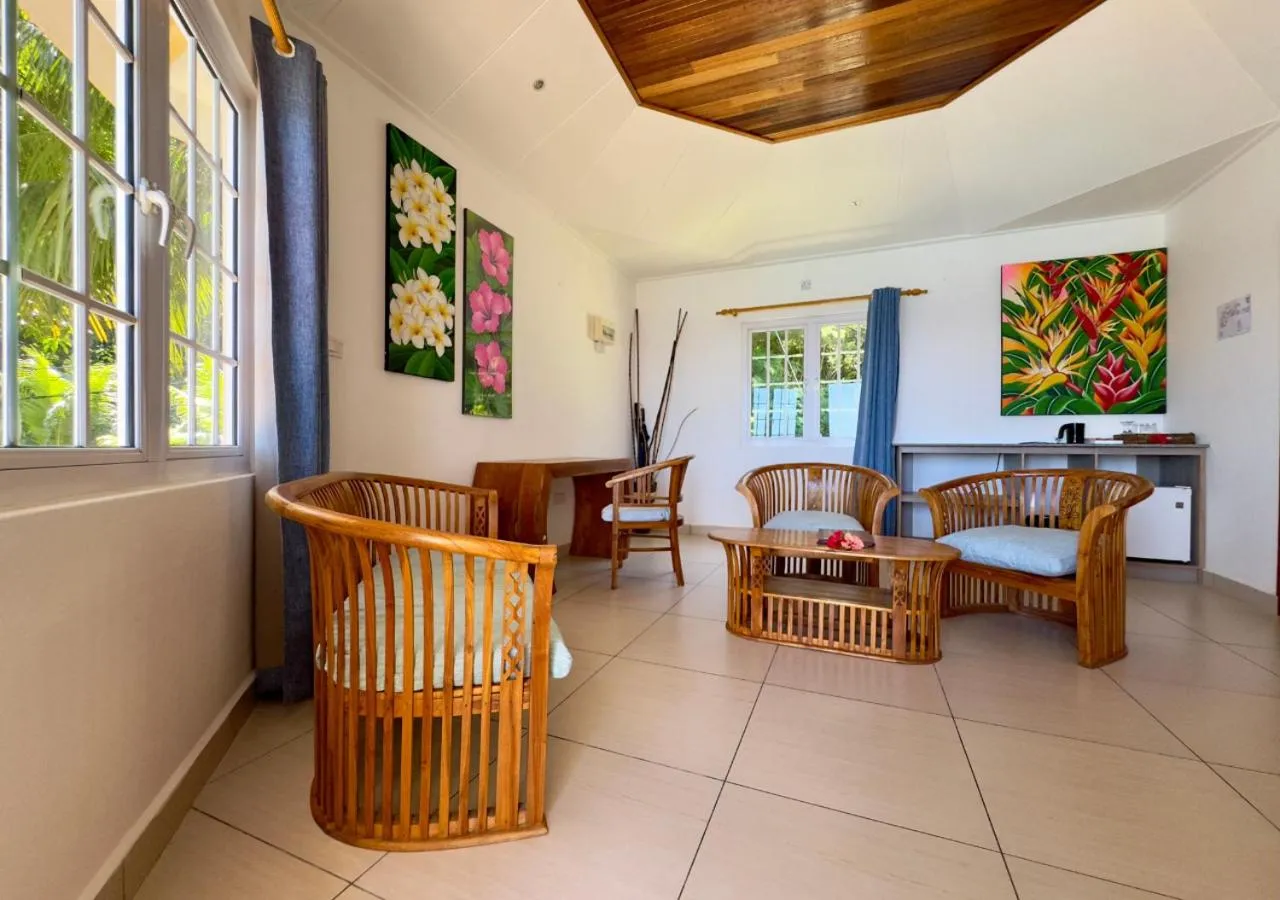 Living room in Patatran Village Hotel