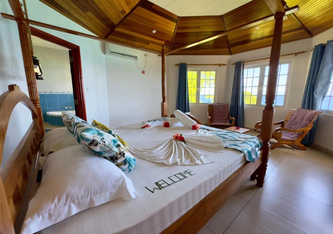 Bedroom, Bed in Patatran Village Hotel
