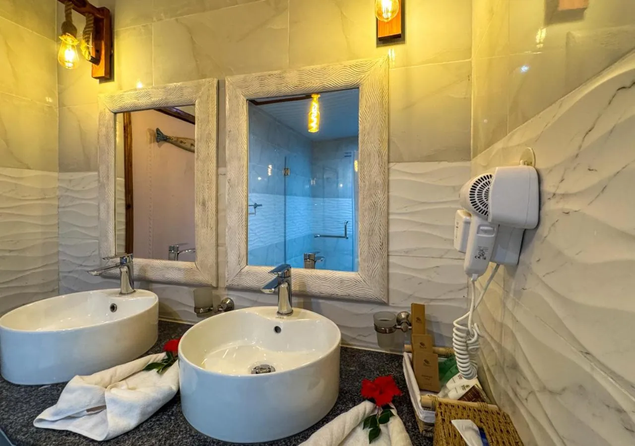 Bathroom in Patatran Village Hotel