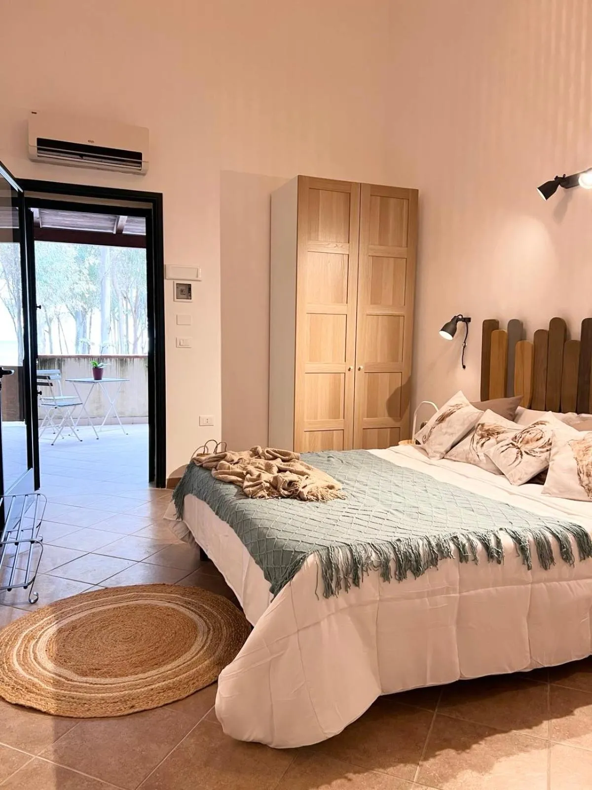 Bed in Eraclea Minoa Village