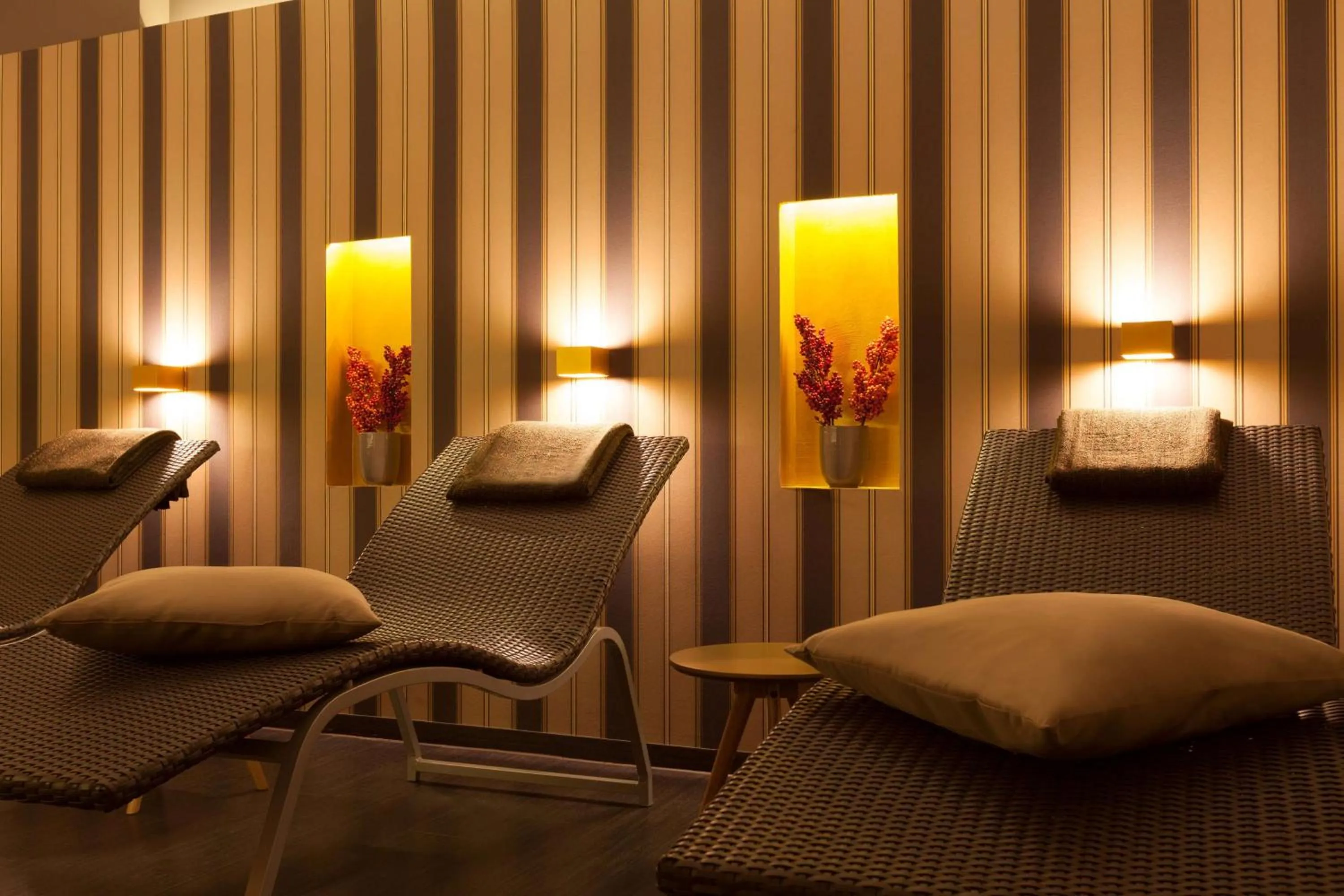 Spa and wellness centre/facilities in Vienna House Easy by Wyndham Osnabrück City & Apartments