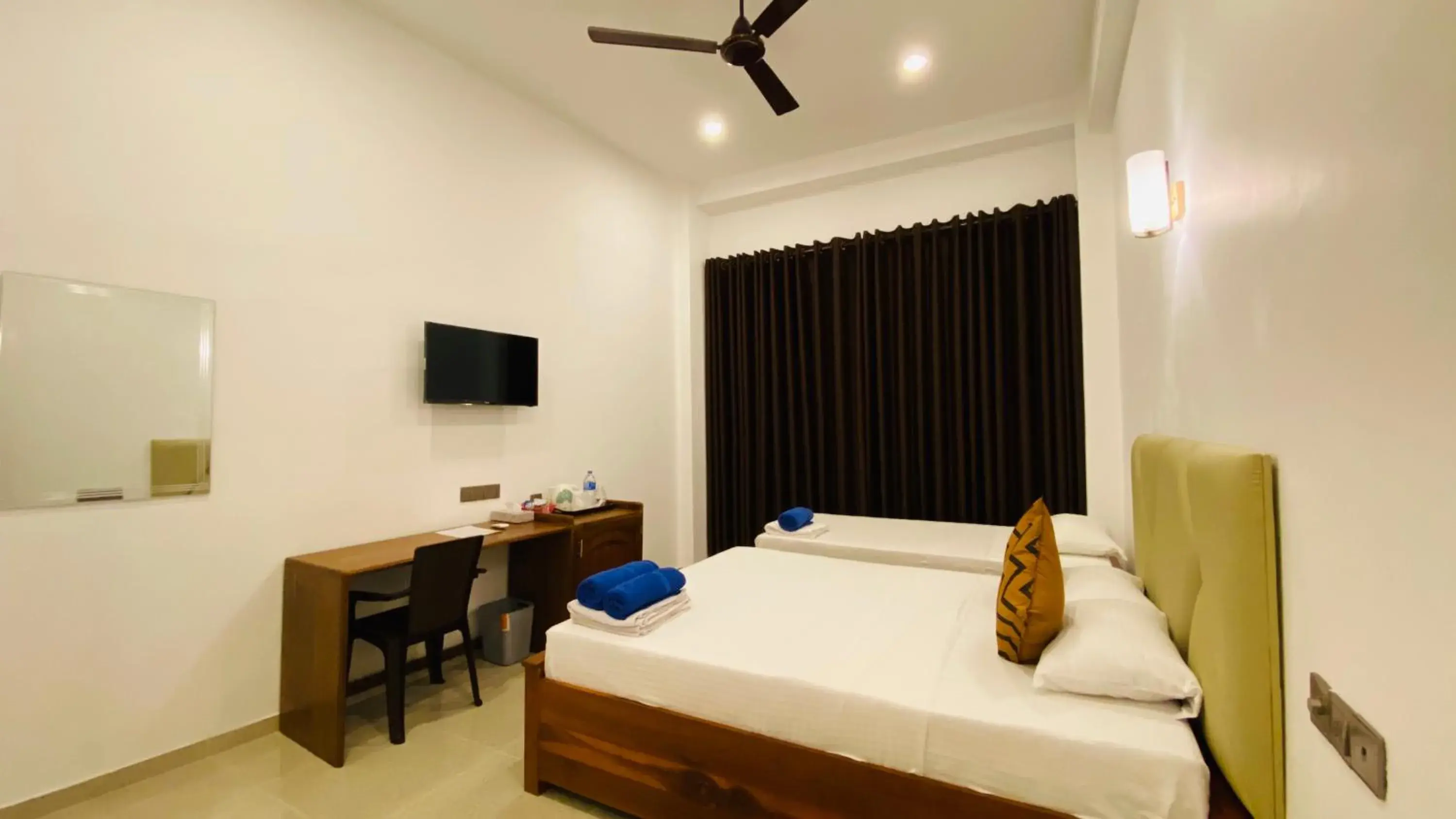 Photo of the whole room, Bed in Ziegler Cottage Photo of the whole room, Bed in Ziegler Cottage