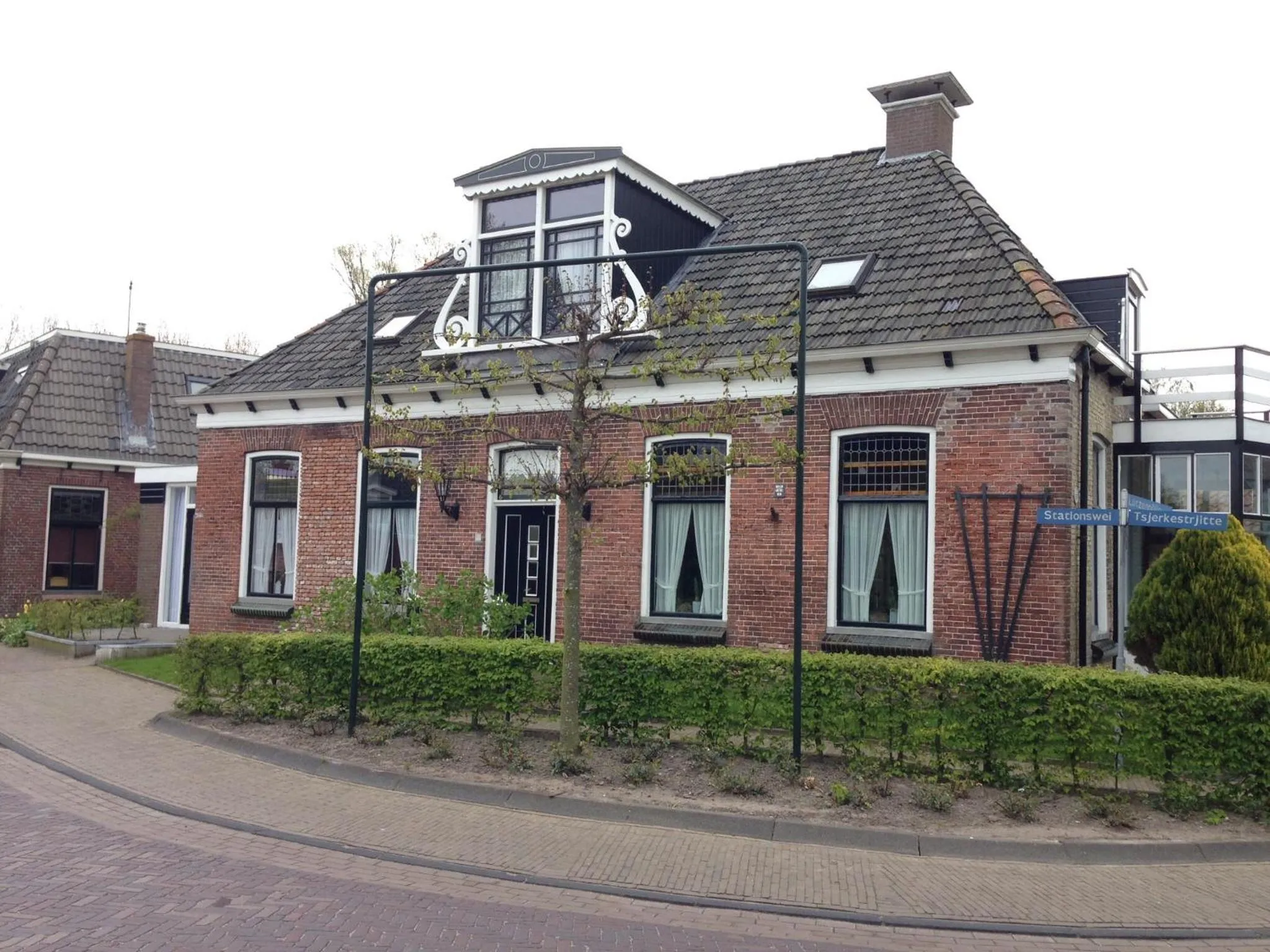 Property Building in De Rede