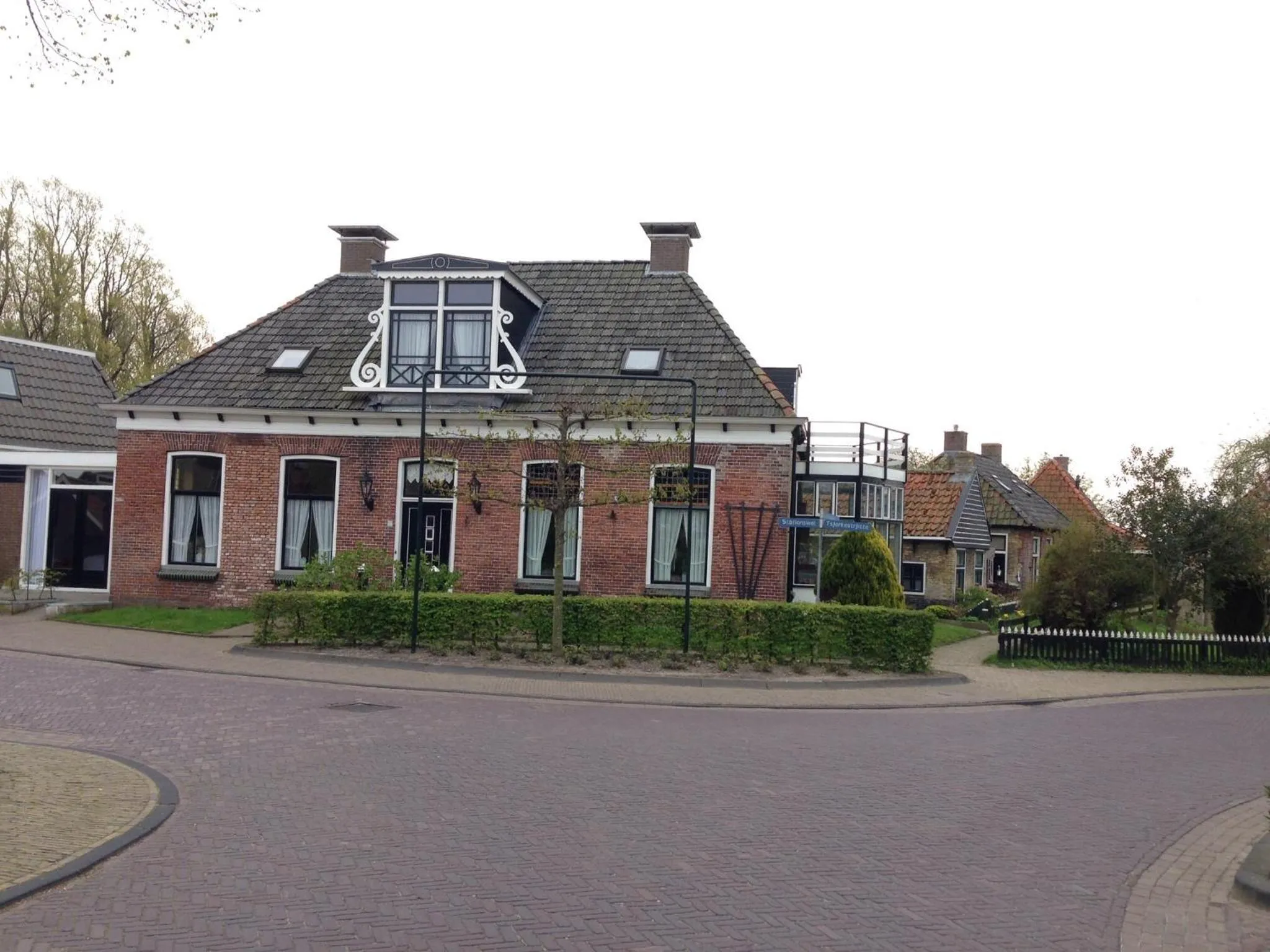 Property Building in De Rede
