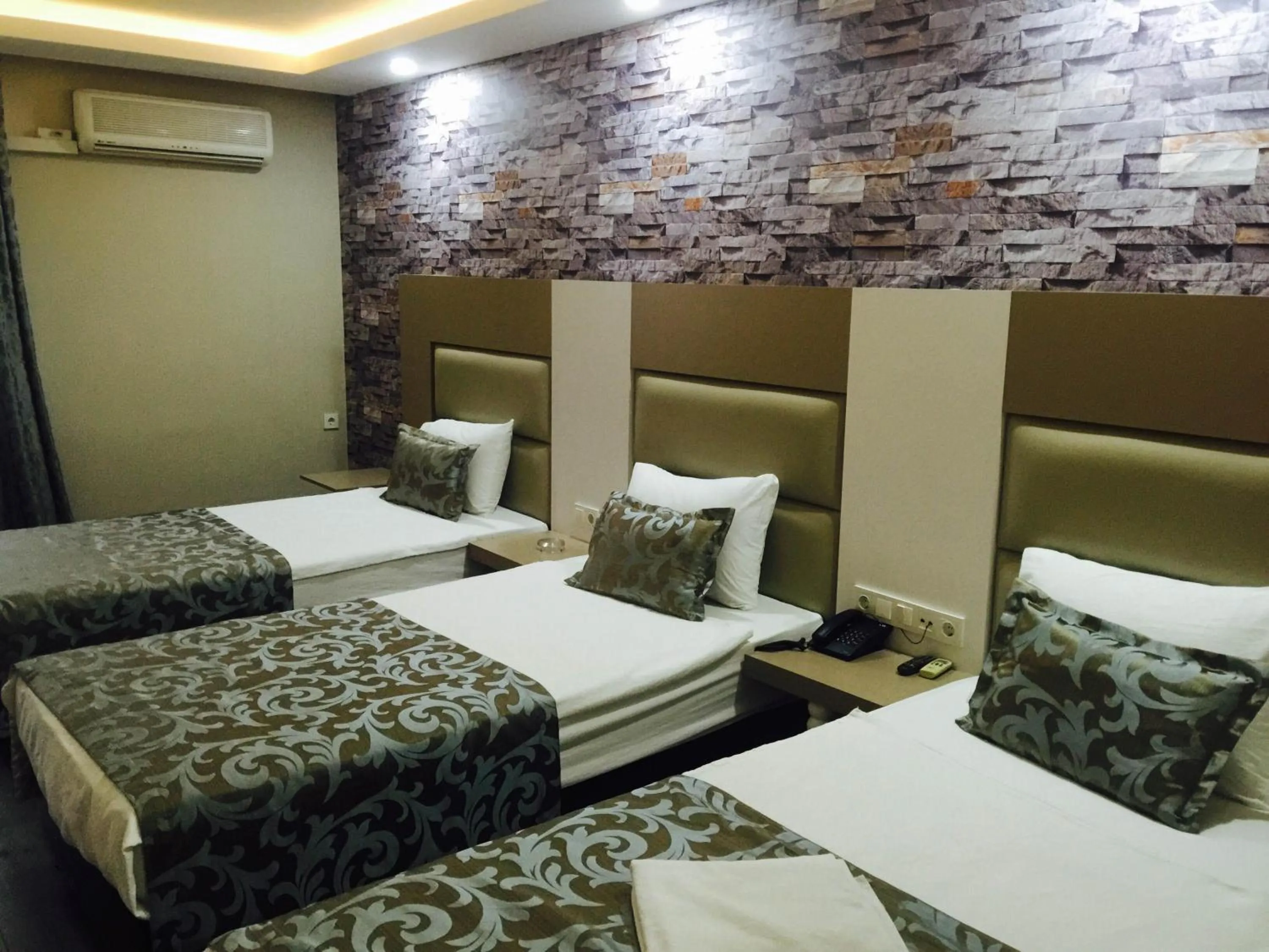 Bedroom in Grand Kayalar Hotel