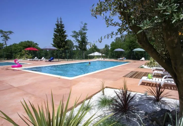 Swimming pool in La Bastide
