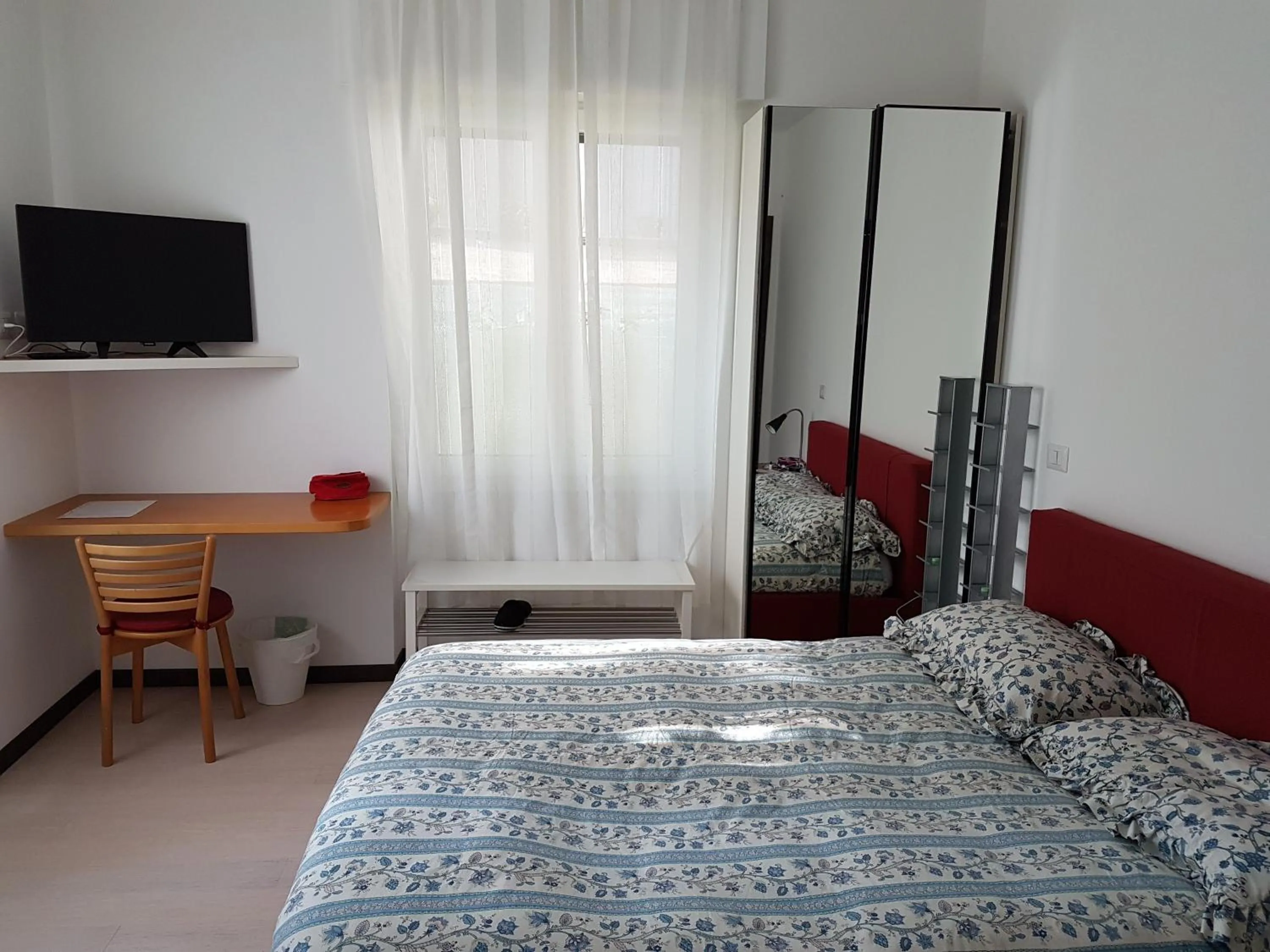 Photo of the whole room, Bed in B&B Rosa Blu