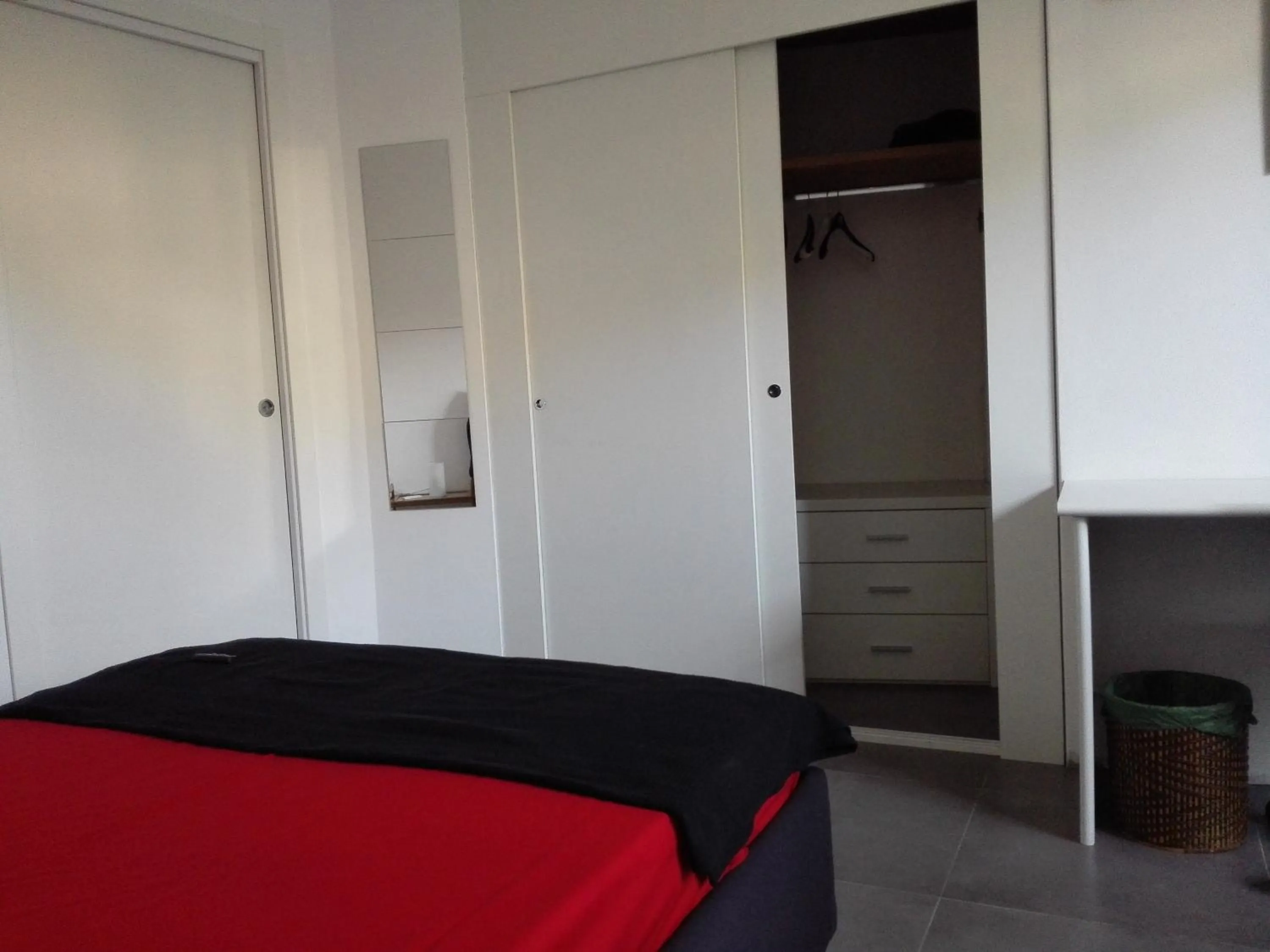 Decorative detail, Bed in B&B Rosa Blu