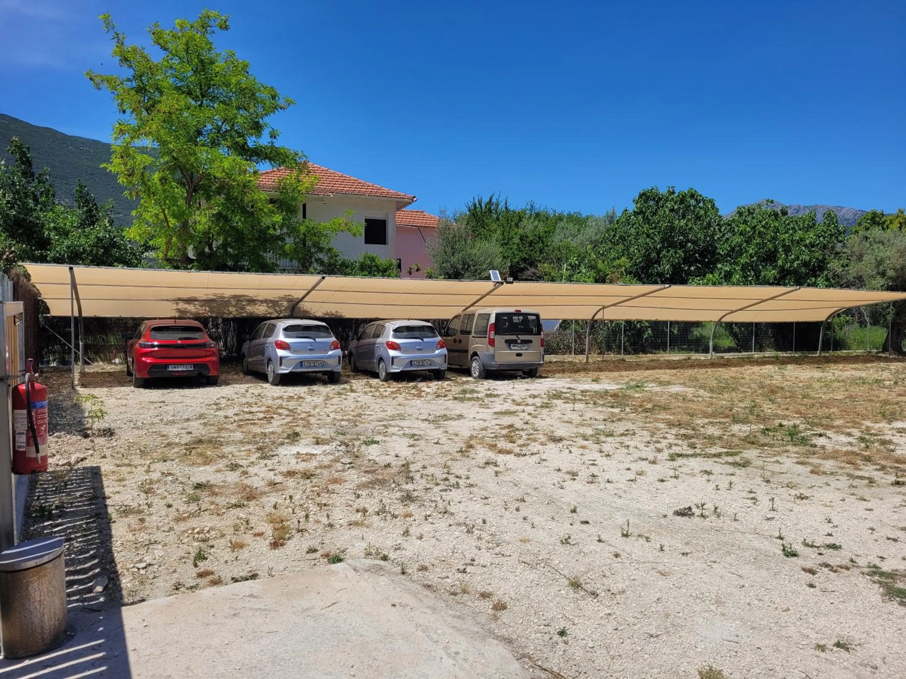 Parking in Grand TheoNi Boutique Hotel & Spa