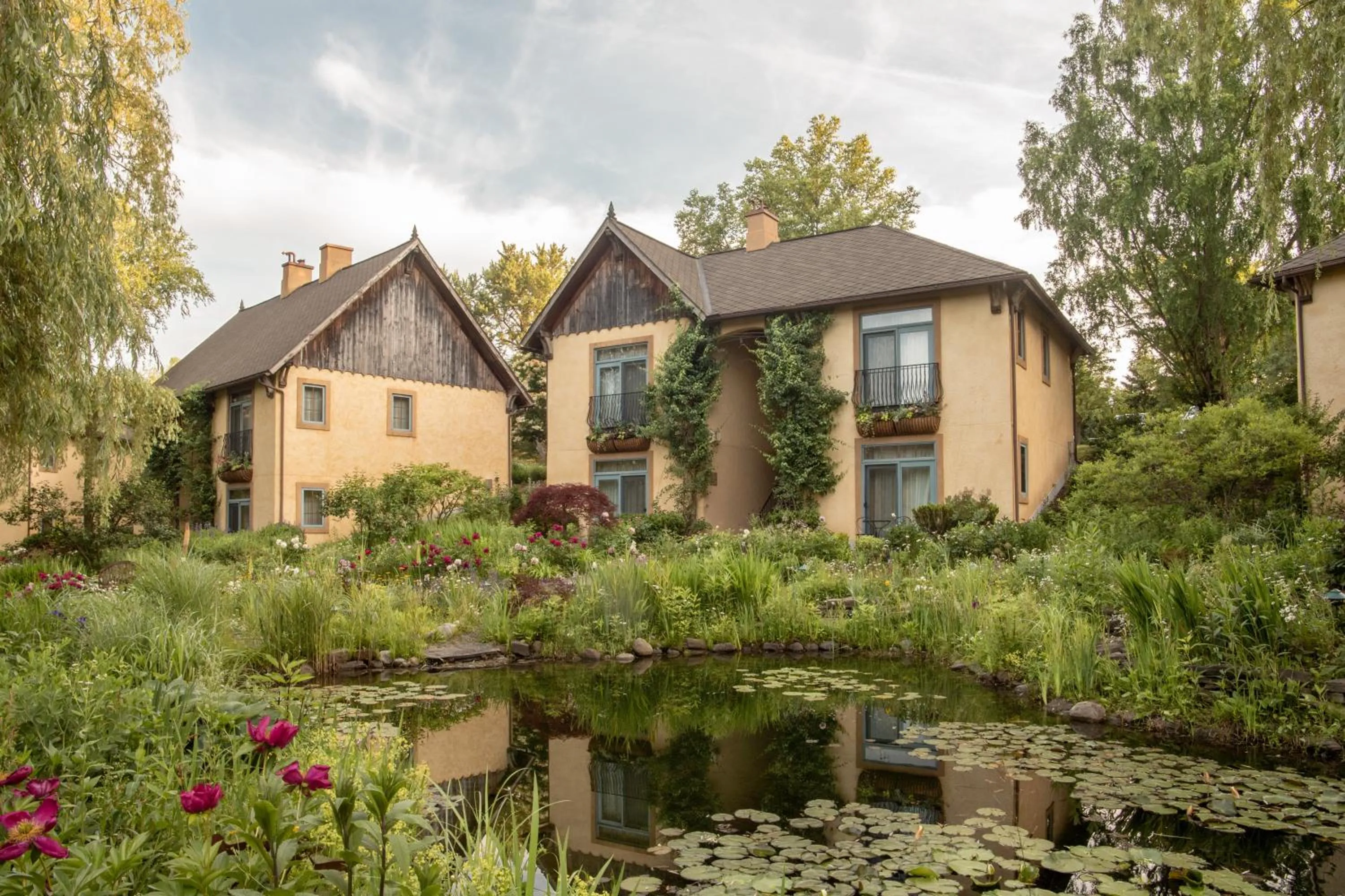 Property building in Mirbeau Inn & Spa - Skaneateles