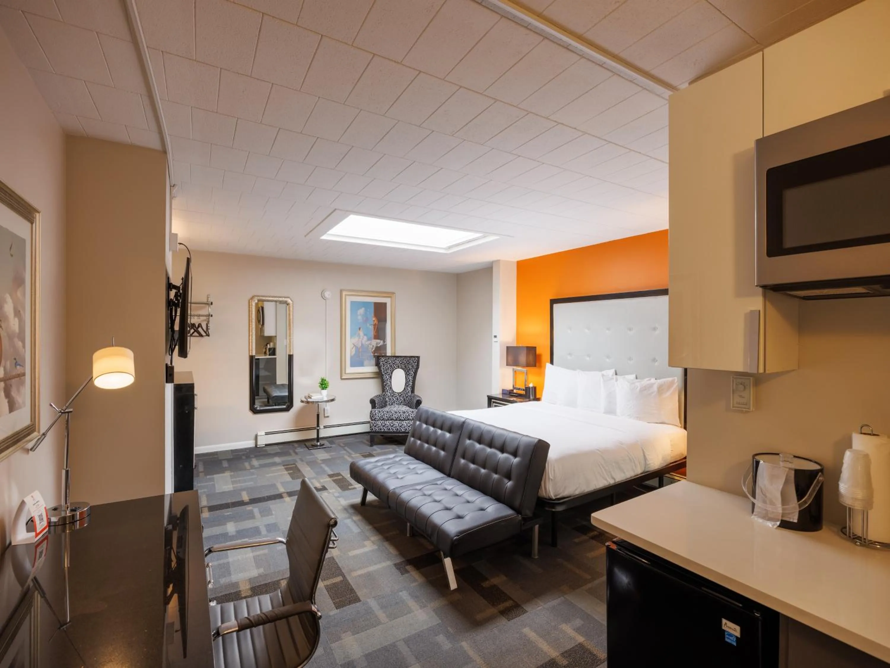 Bed in Hotel Royal Oak