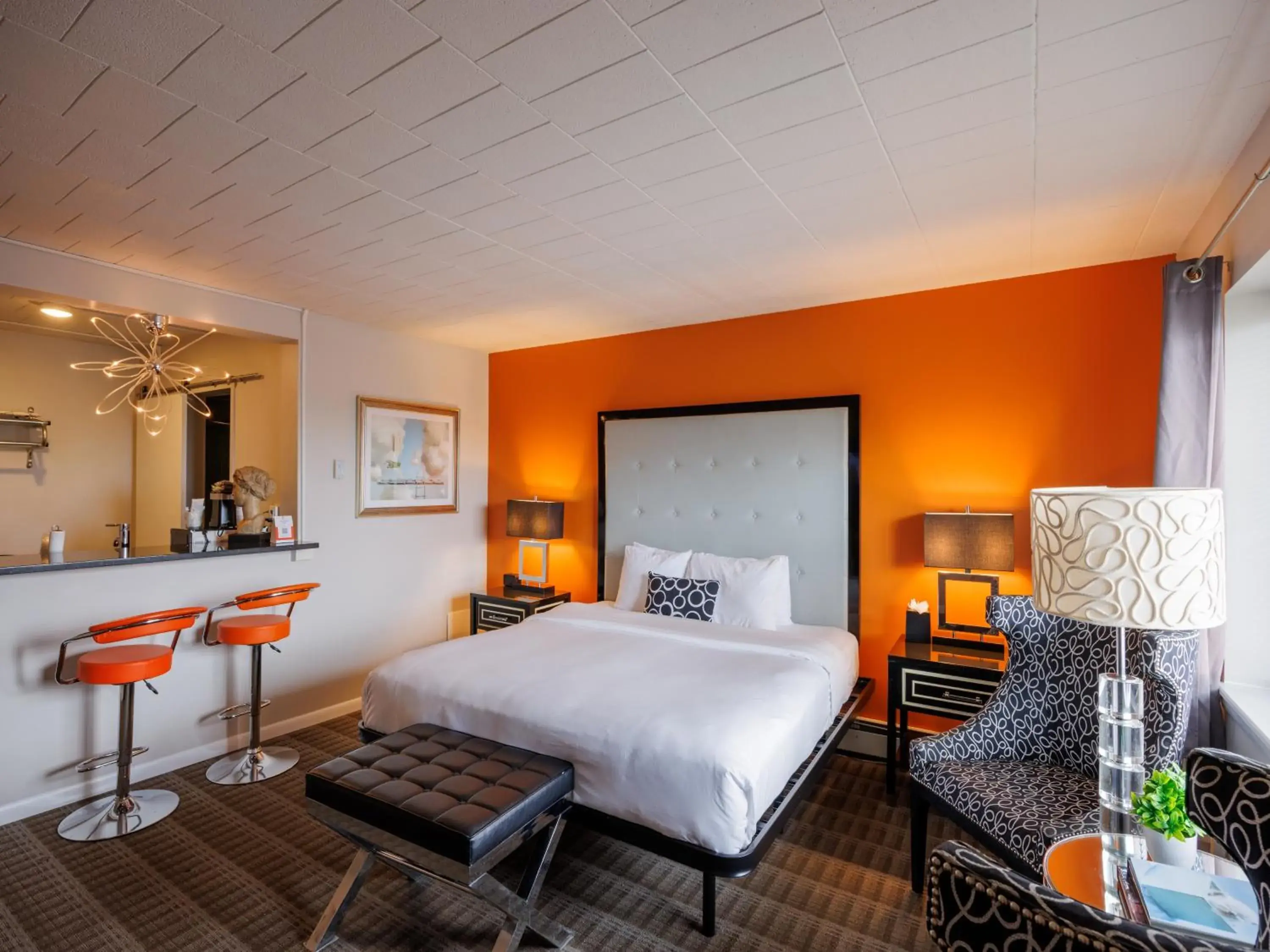 Photo of the whole room, Bed in Hotel Royal Oak Photo of the whole room, Bed in Hotel Royal Oak