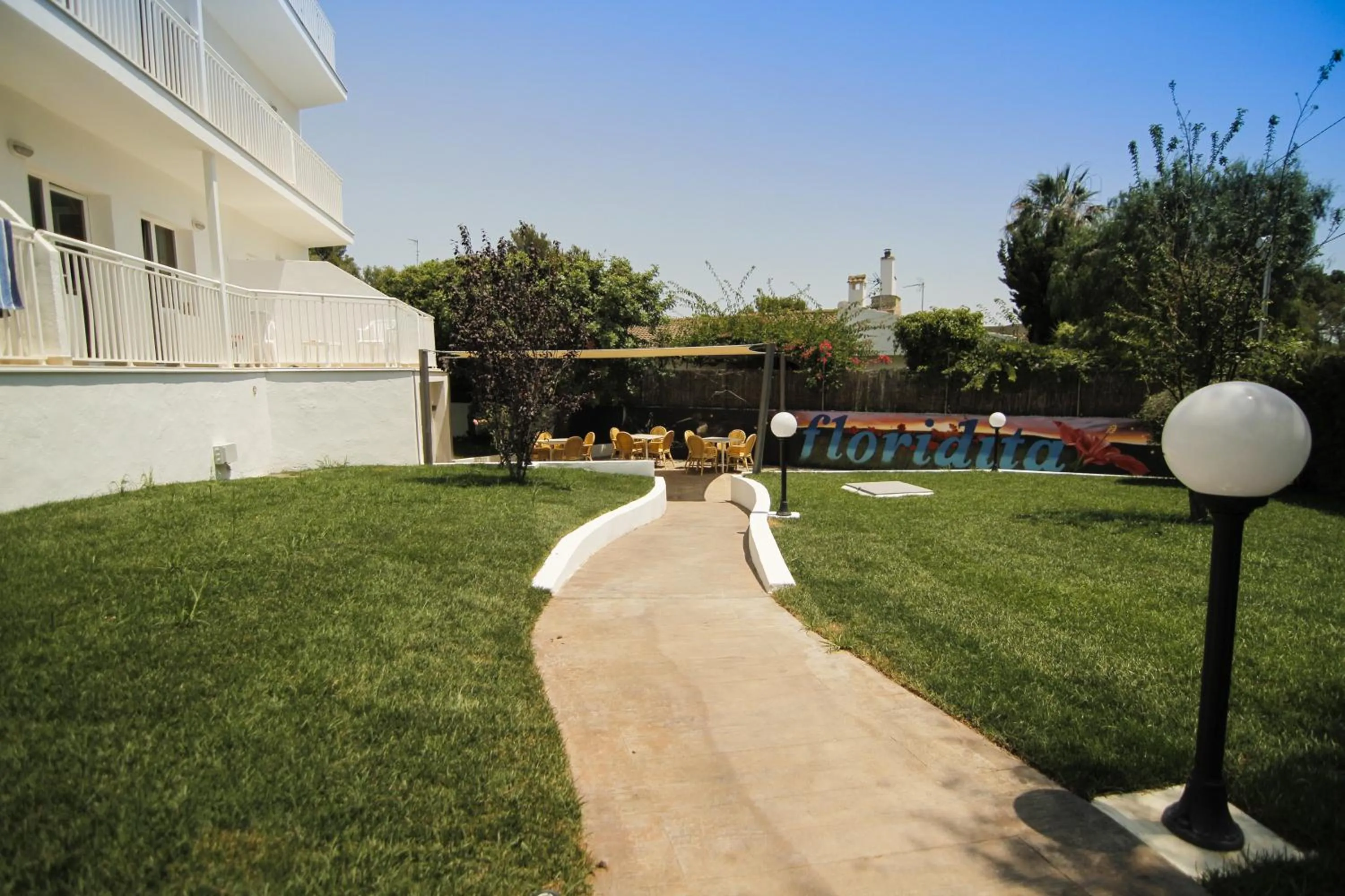 Garden in Hostal Floridita Adults Only