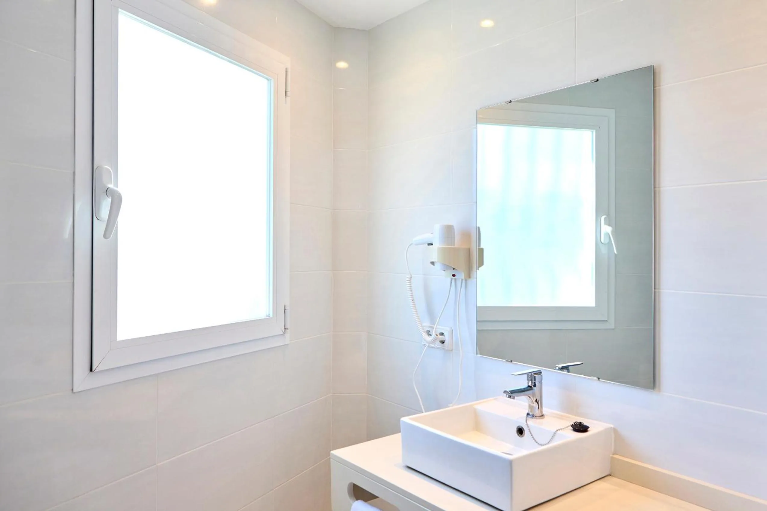 Bathroom in Hostal Floridita Adults Only