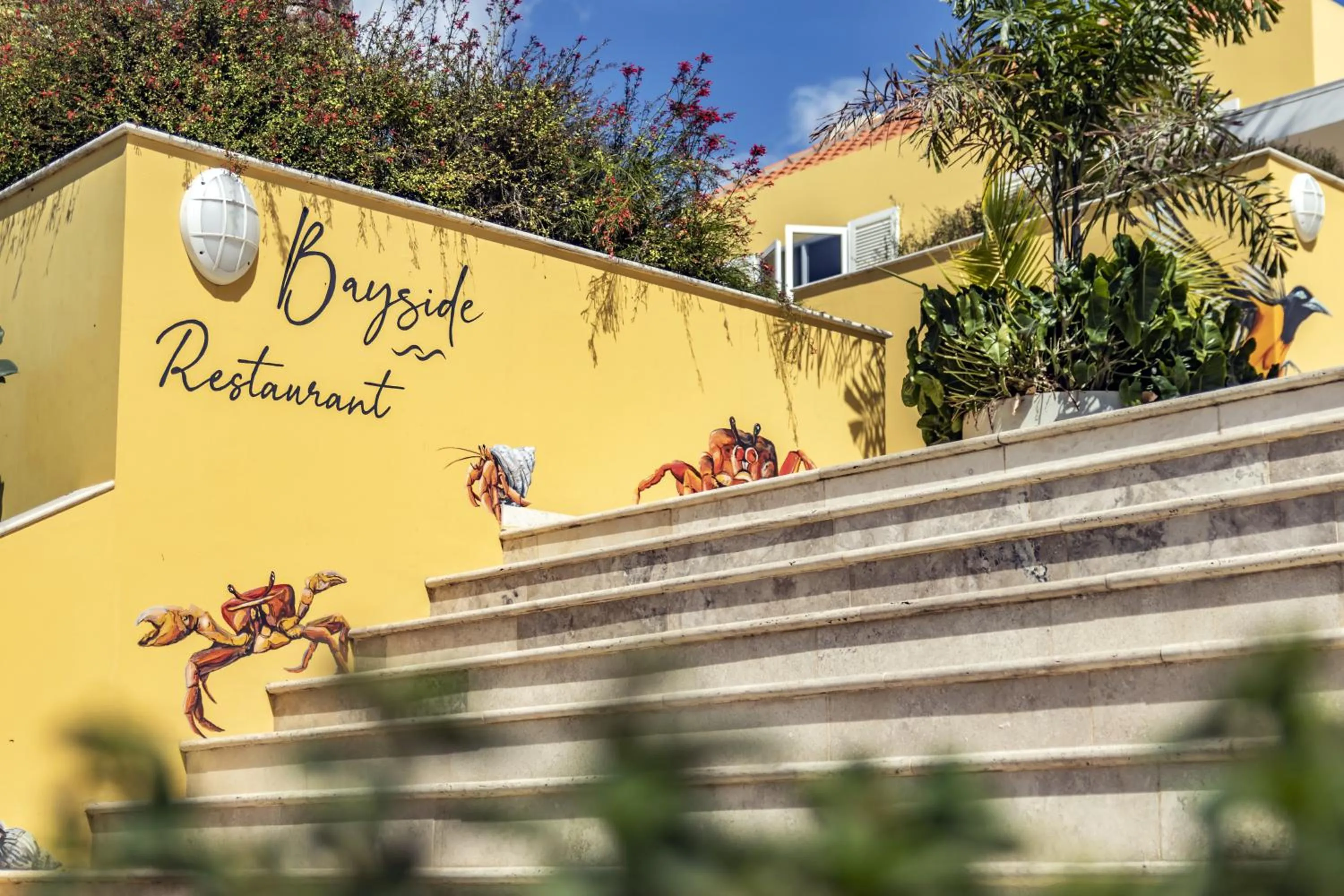 Property building in Bayside Boutique Hotel - Blue Bay Golf & Beach Resort