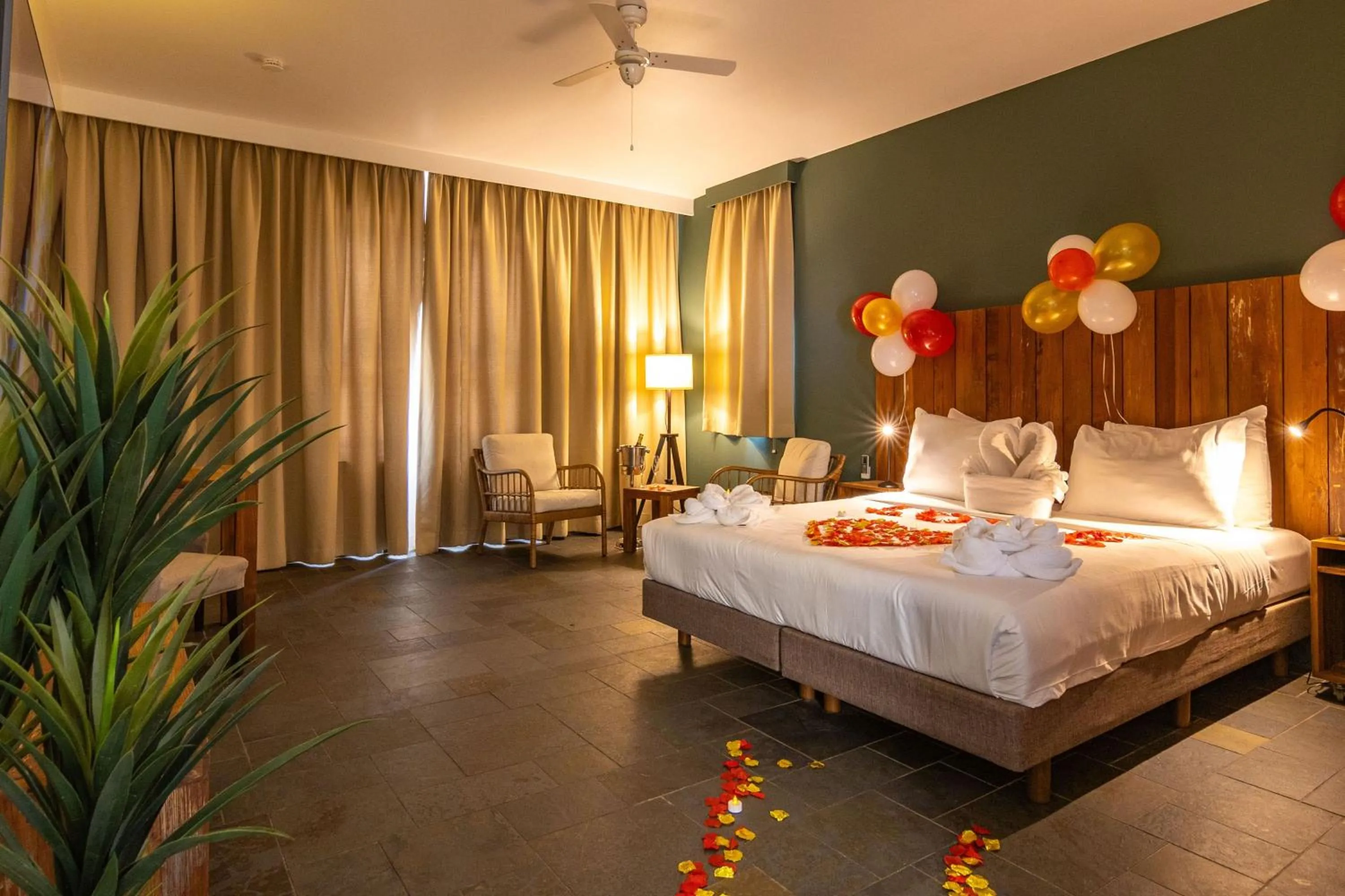 Decorative detail, Bed in Bayside Boutique Hotel - Blue Bay Golf & Beach Resort