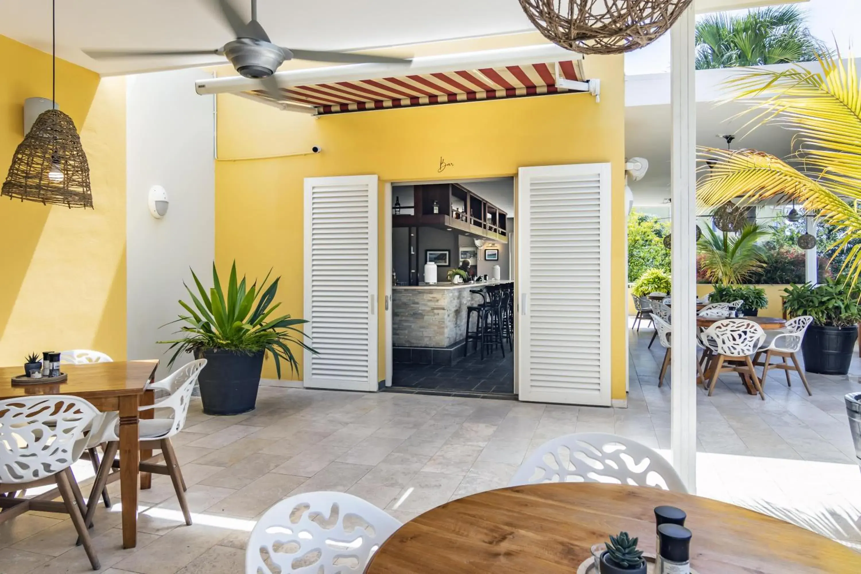 Restaurant/places to eat in Bayside Boutique Hotel - Blue Bay Golf & Beach Resort Restaurant/places to eat in Bayside Boutique Hotel - Blue Bay Golf & Beach Resort