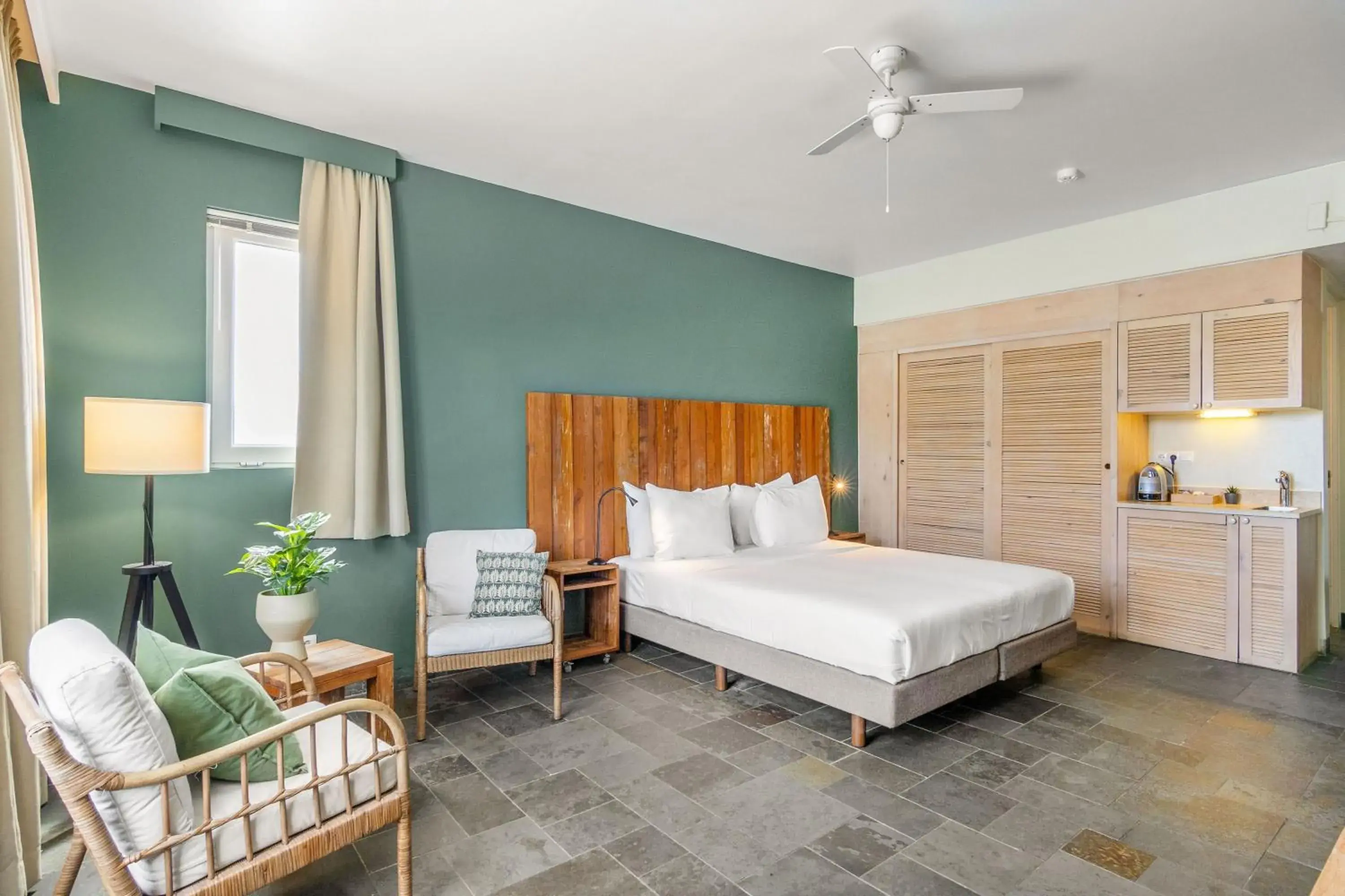 Superior Double Room in Bayside Boutique Hotel - Blue Bay Golf & Beach Resort Superior Double Room in Bayside Boutique Hotel - Blue Bay Golf & Beach Resort