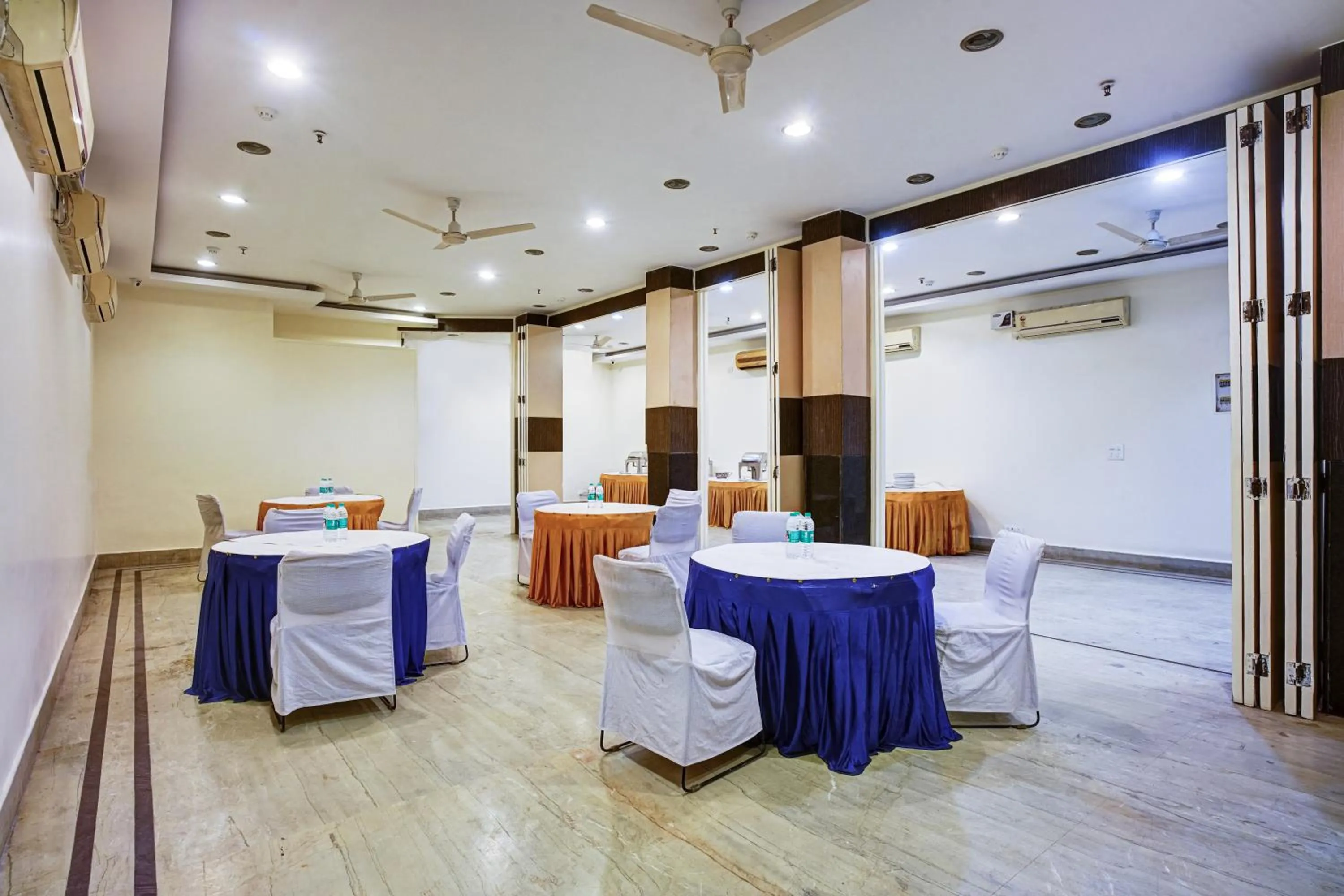 Banquet/Function facilities in Hotel Amby Inn by Quadis - Lajpat Nagar