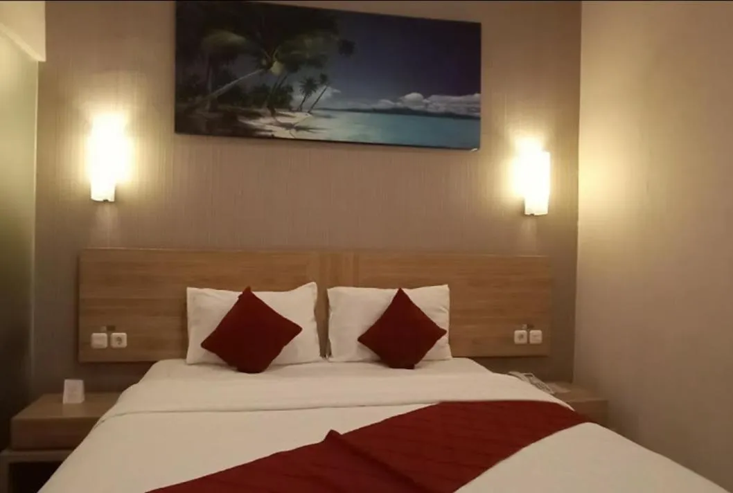 Bed in Sunshine Family Homestay near Terminal 1 Juanda Airport
