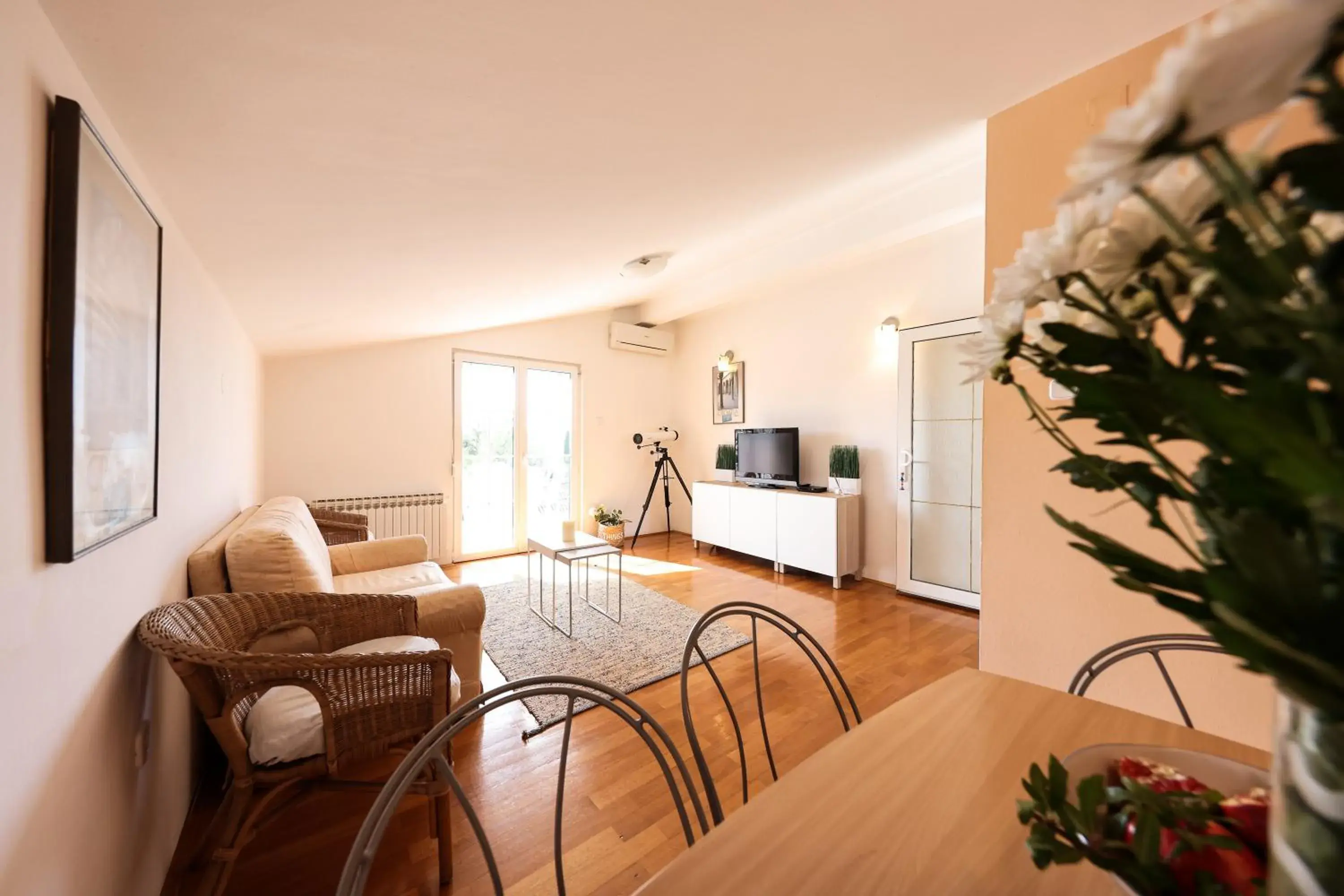 Apartment and Rooms Santini Apartment and Rooms Santini