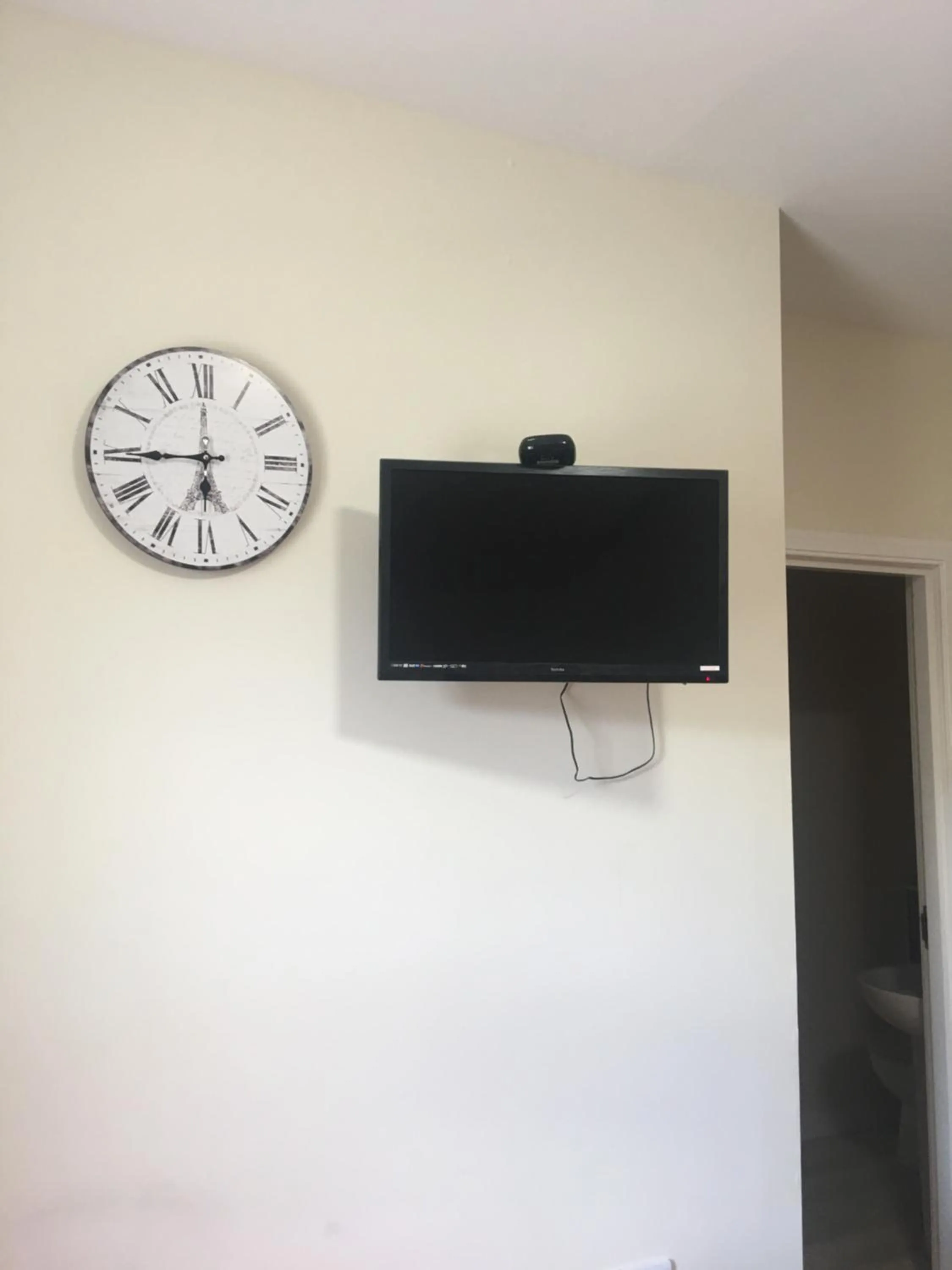 1 Lochness Rooms&Hostel