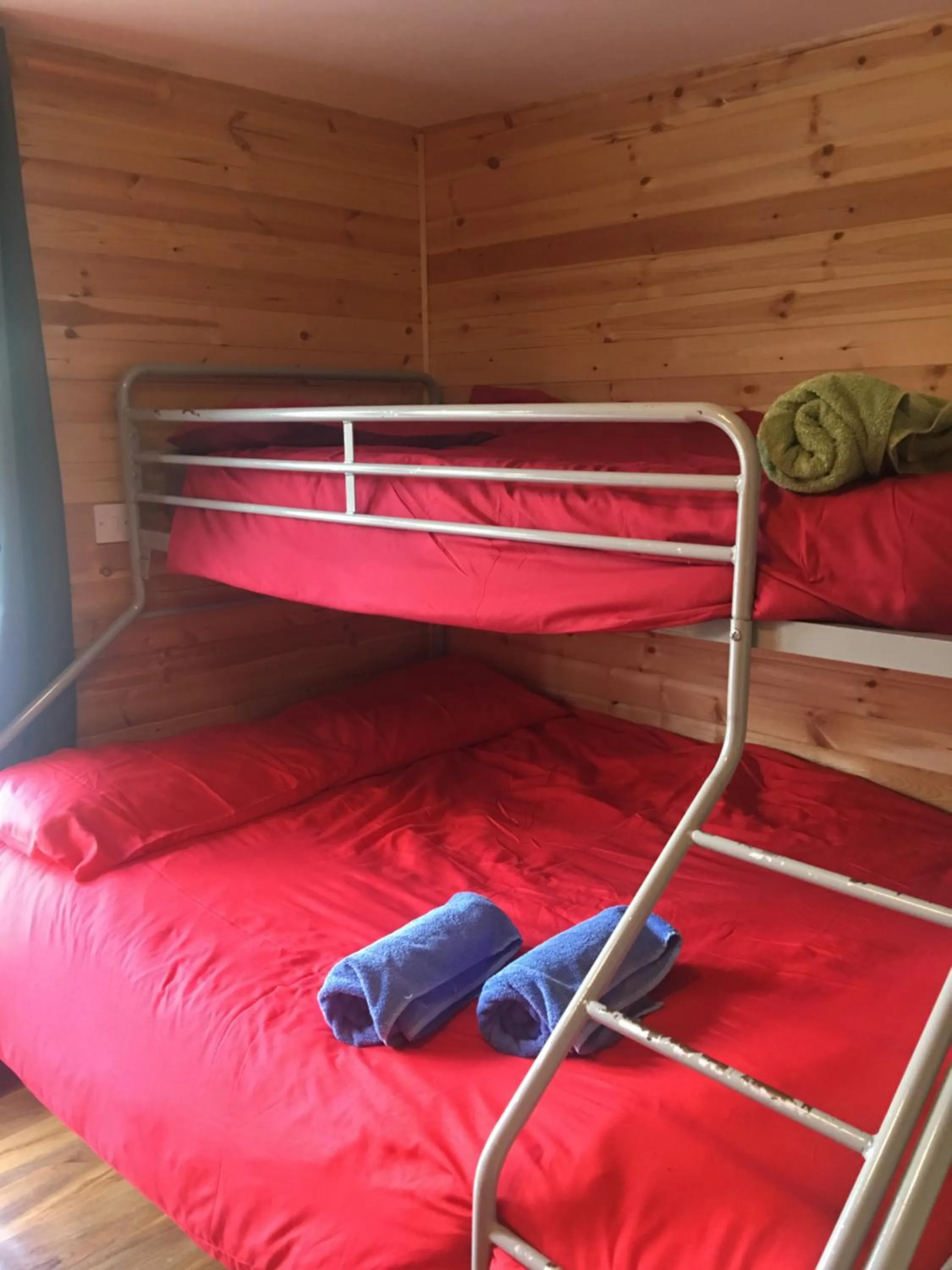 Bed in 1 Lochness Rooms&Hostel