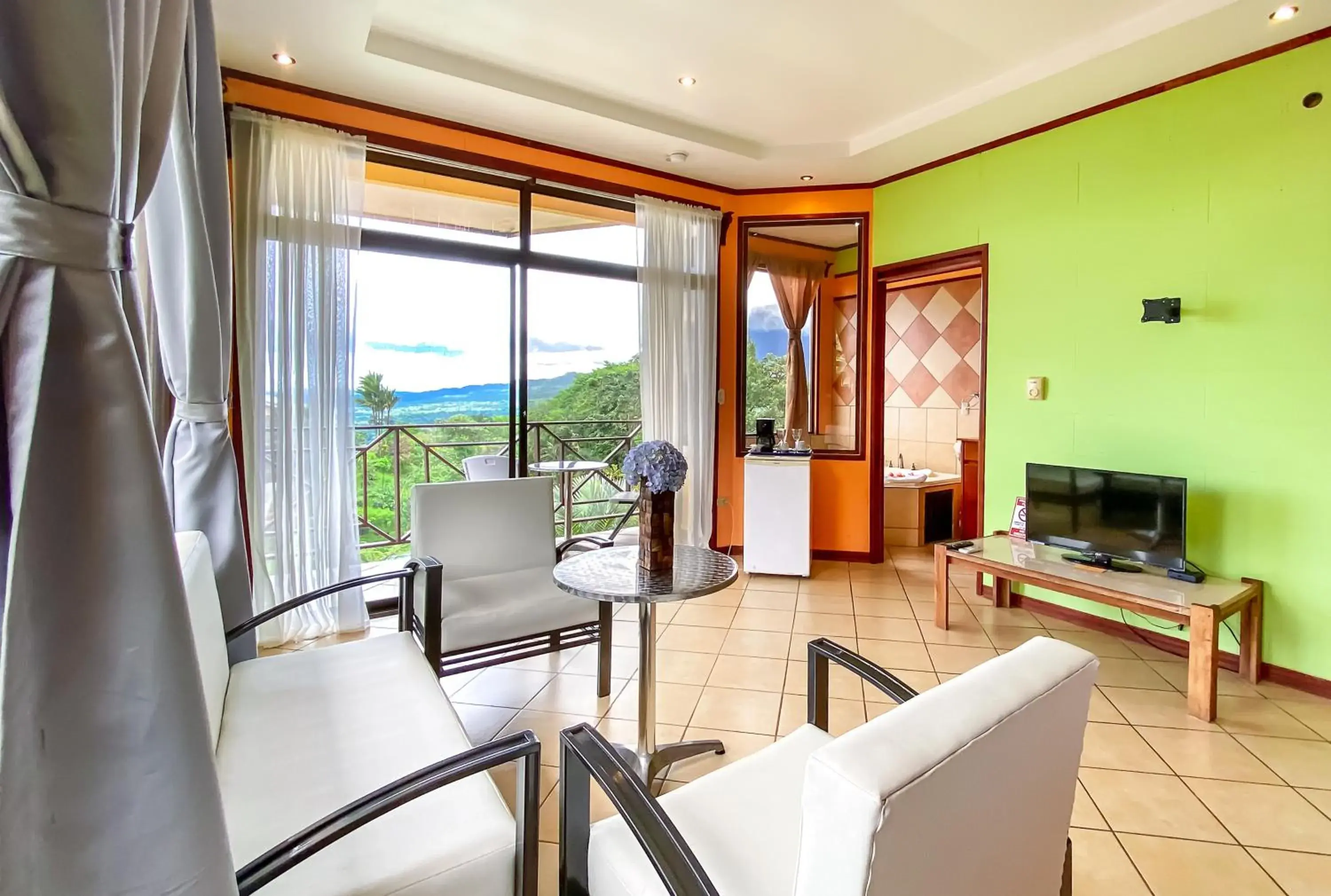 Deluxe Double Room with Balcony in Arenal Garden Lodge Deluxe Double Room with Balcony in Arenal Garden Lodge