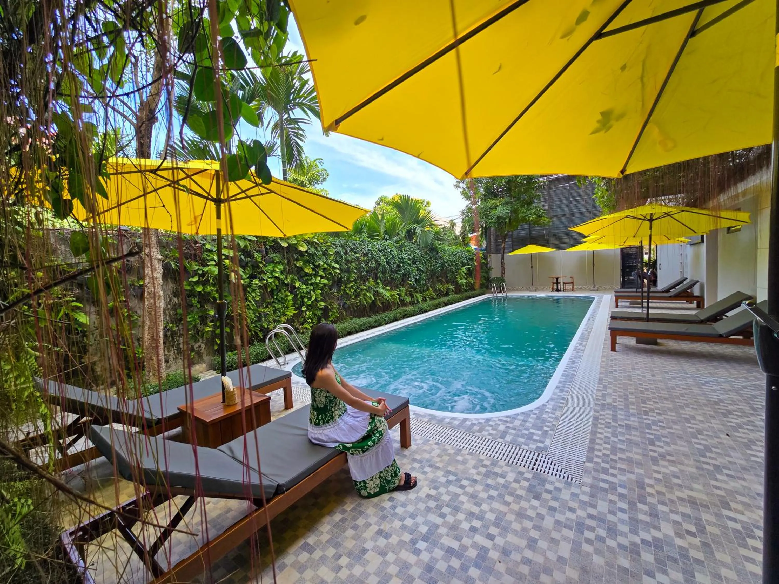 Lounge or bar in Angkor Mansion & Apartment