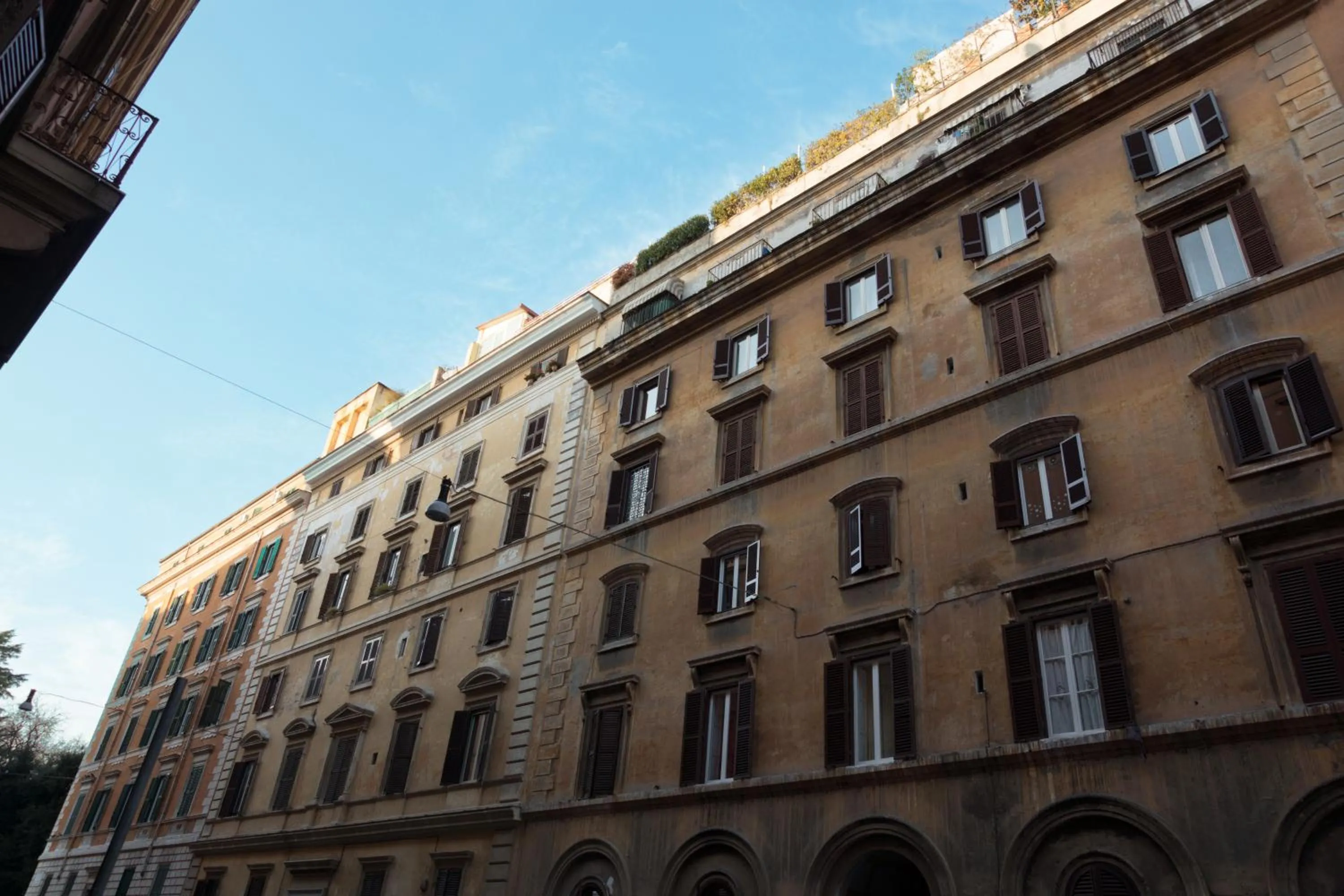 Property building in Termini in Bed