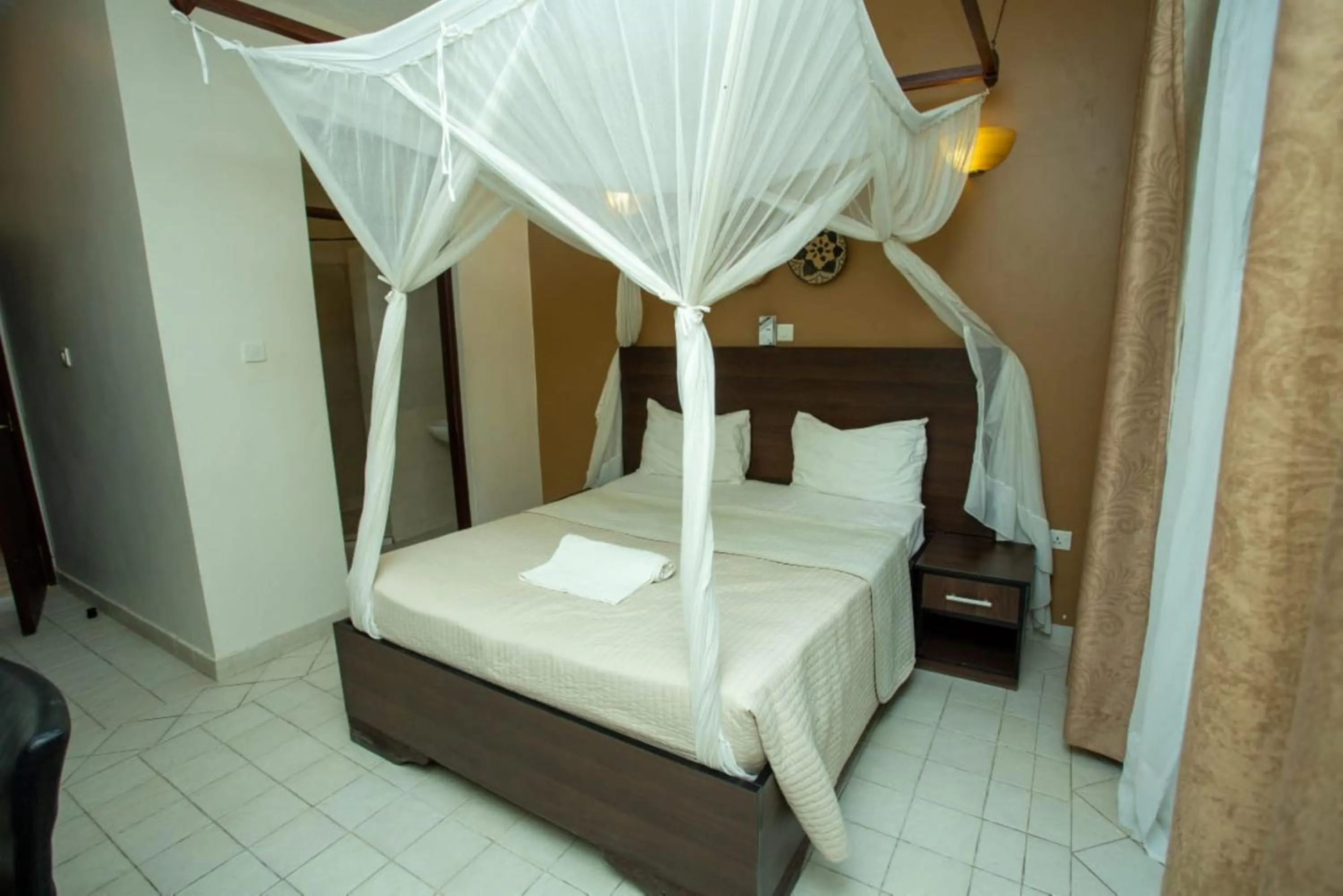 Bedroom, Bed in Gasaro Hotel