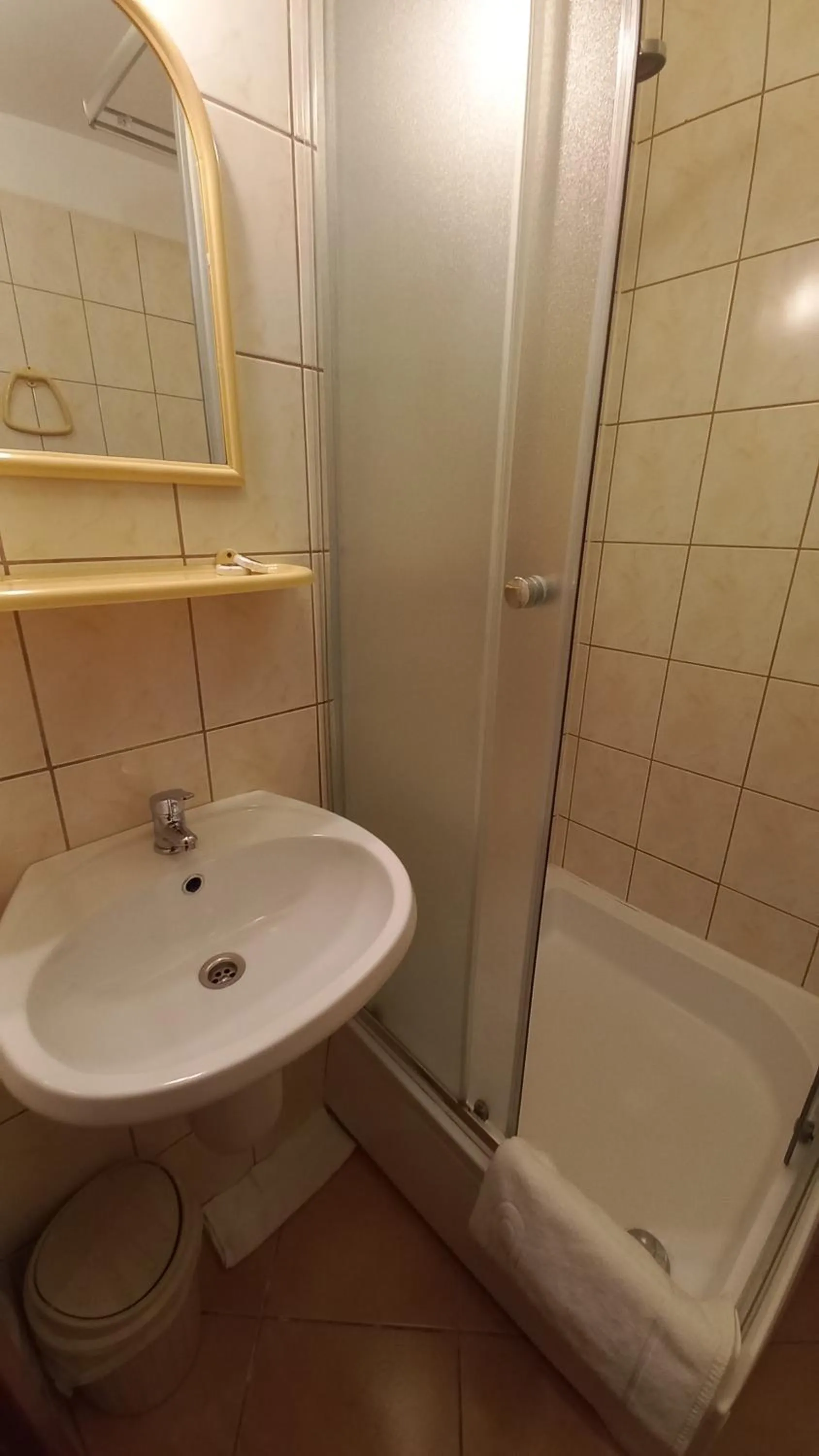 Bathroom in Akwen