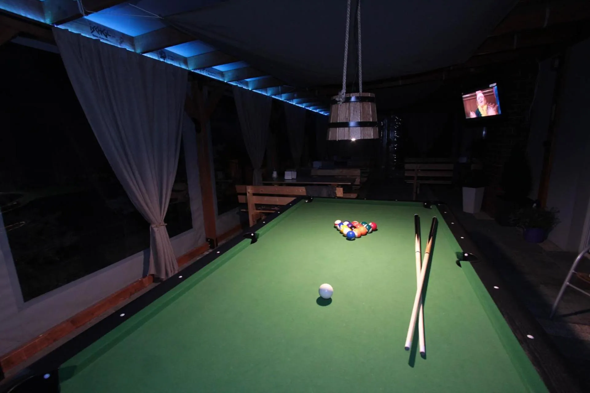 Billiard in Akwen