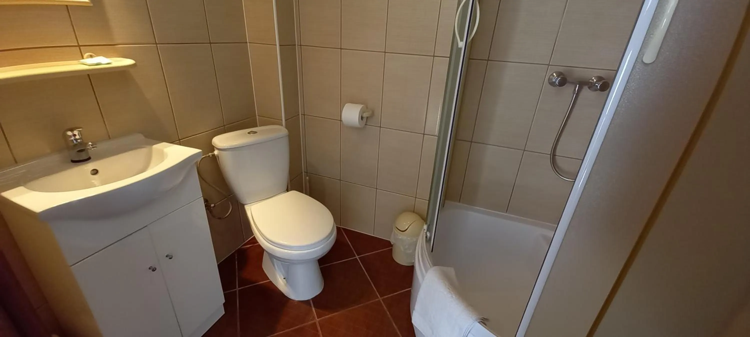 Bathroom in Akwen