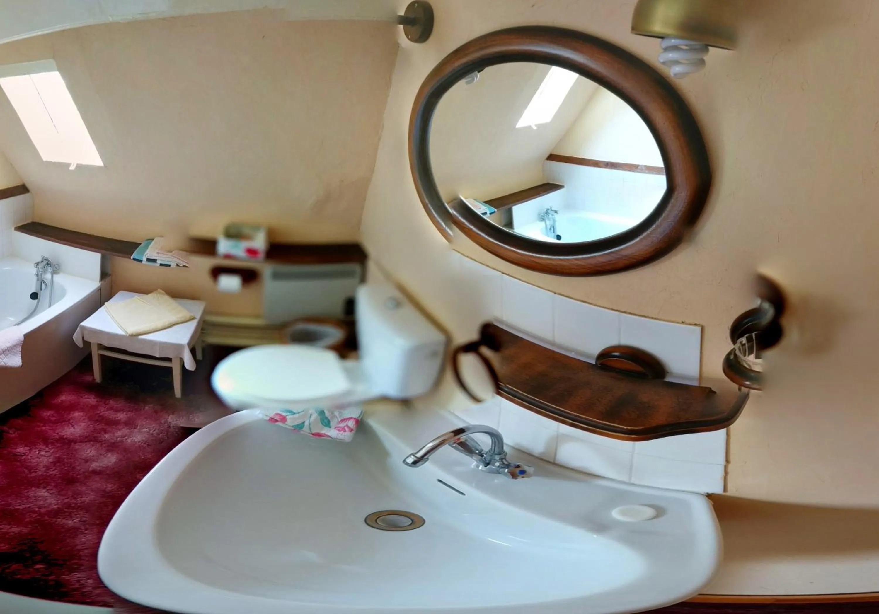 Bathroom in Chateau De Grosfy