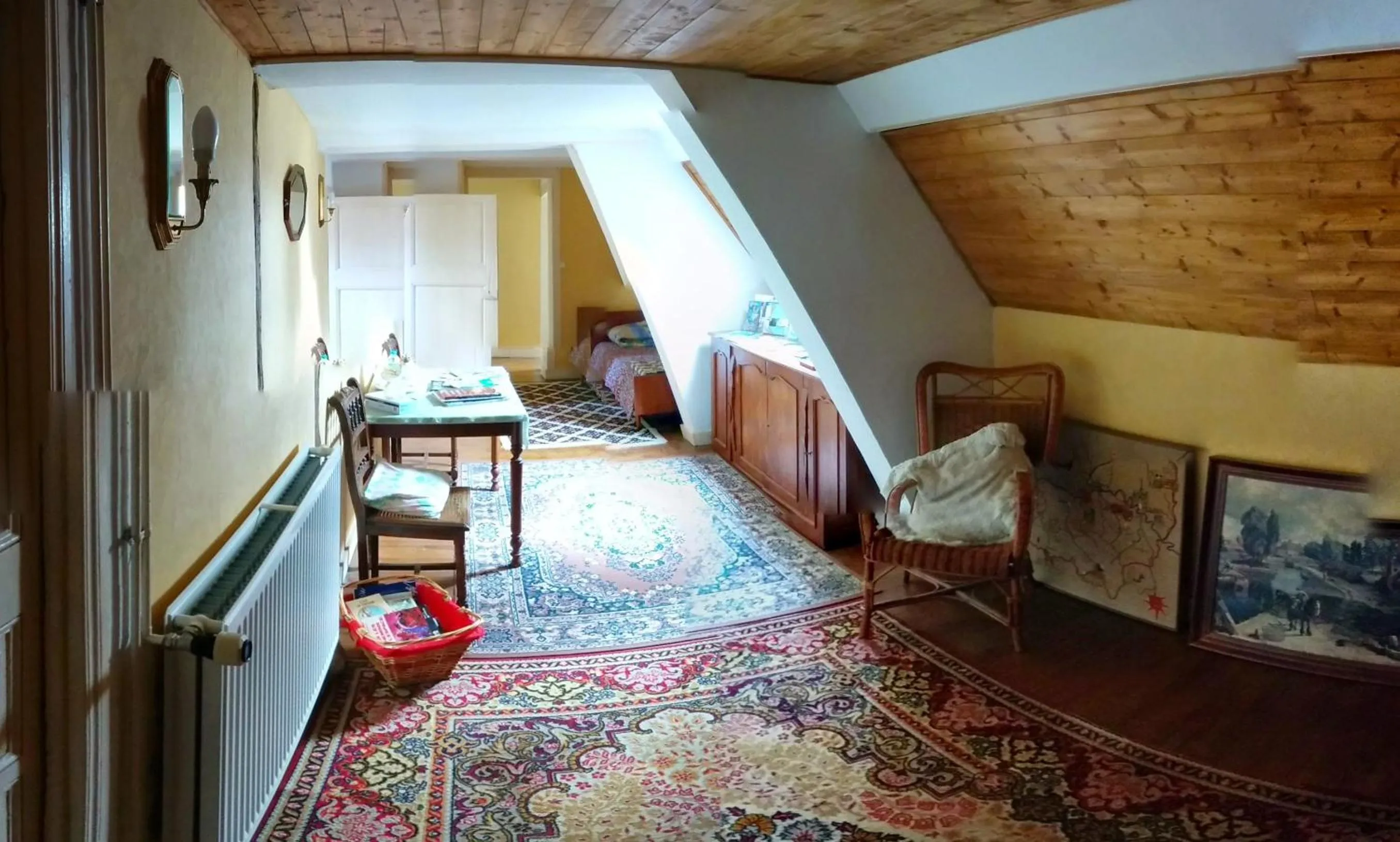 Other, Bed in Chateau De Grosfy