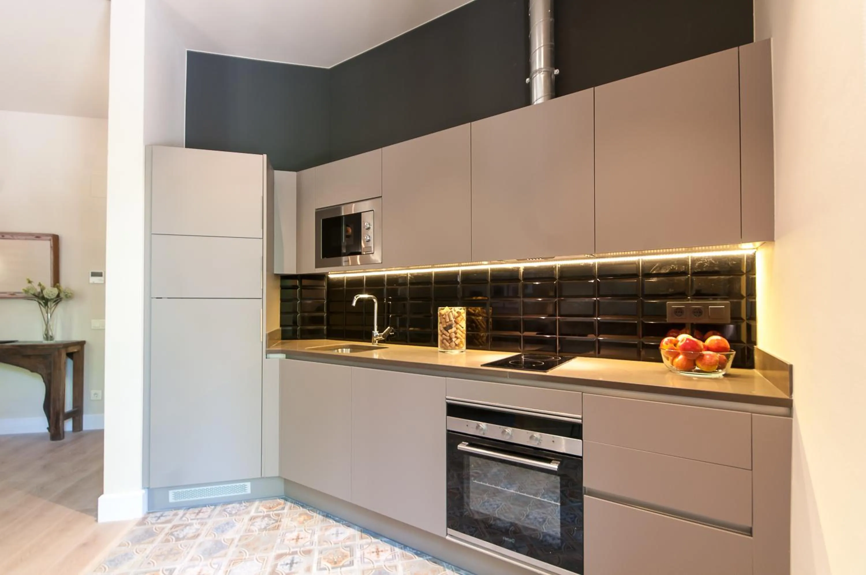 Kitchen or kitchenette in Weflating Suites Sant Antoni Market