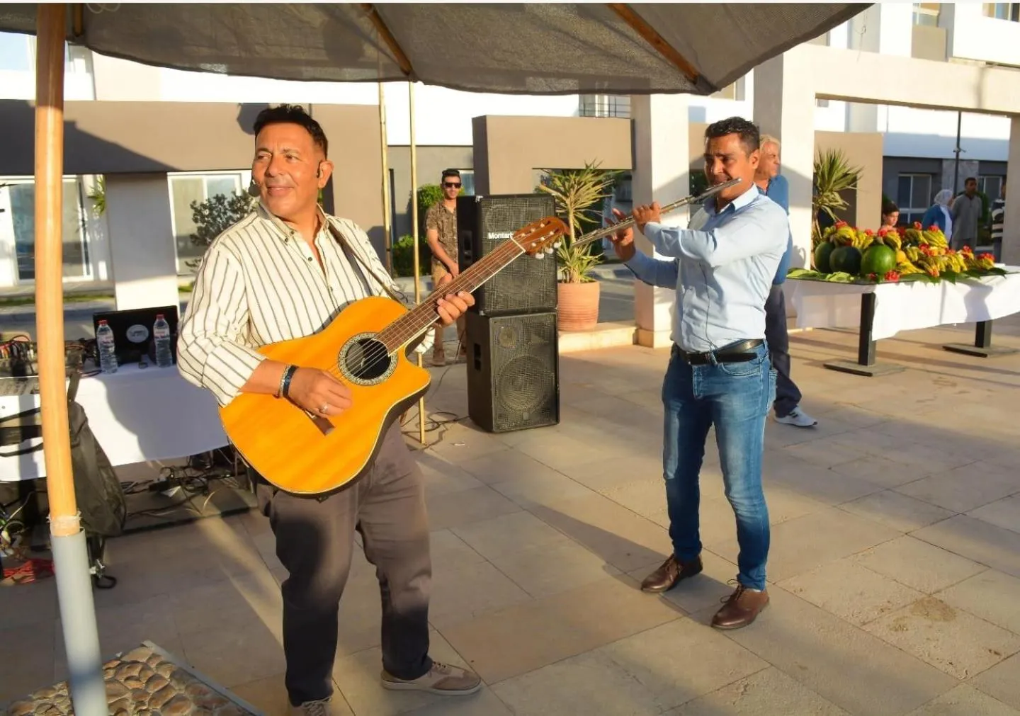 Evening entertainment in Beachfront Boho Style apartment in Fanadir Bay