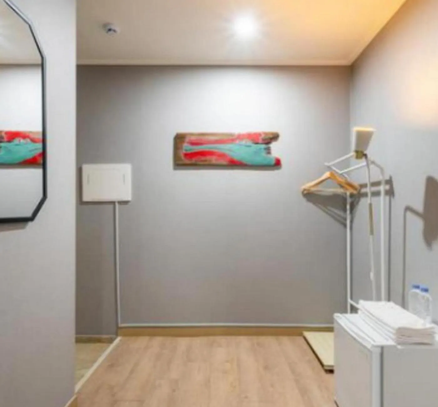 Decorative detail in Stay Hyun