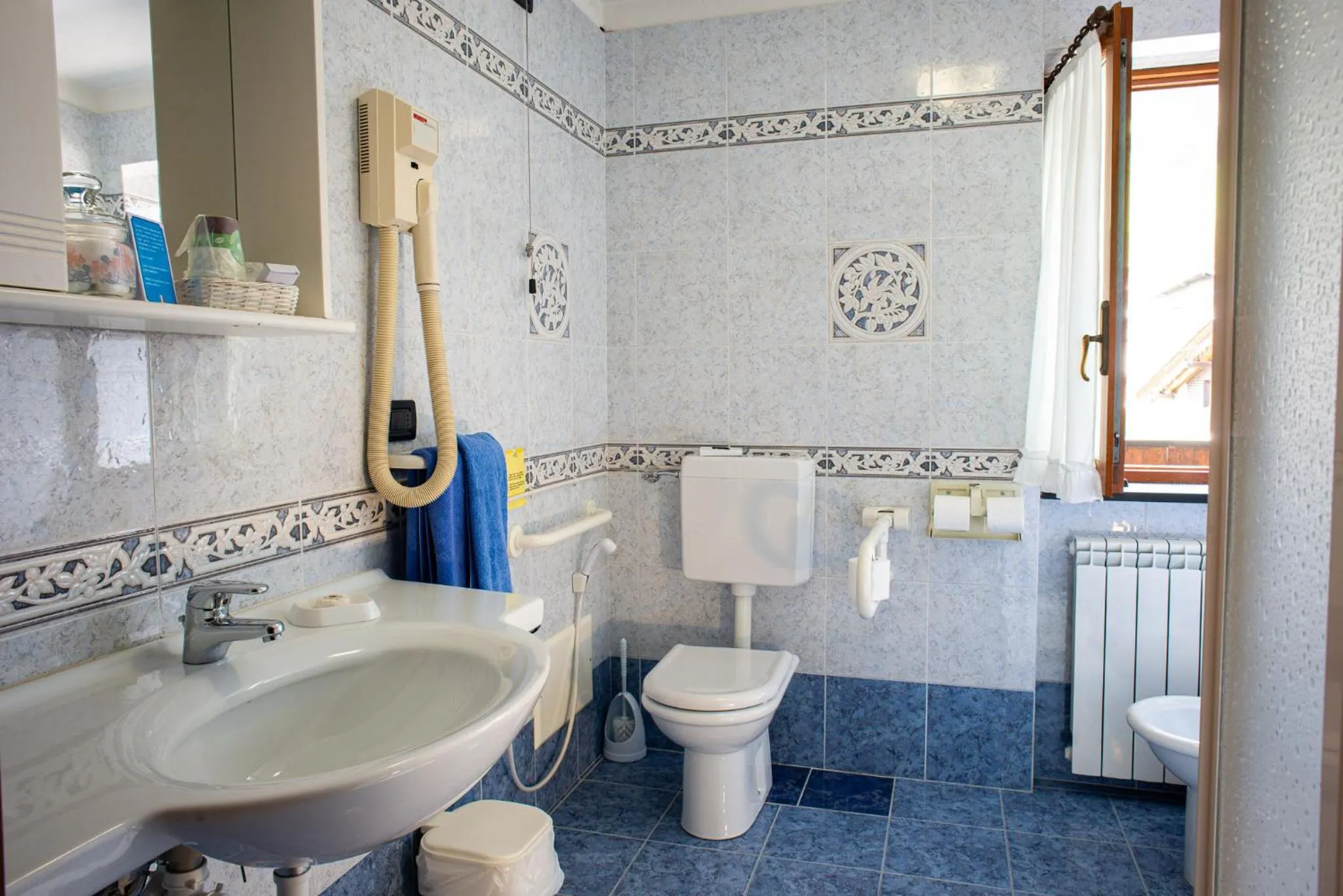 Bathroom in Santa San