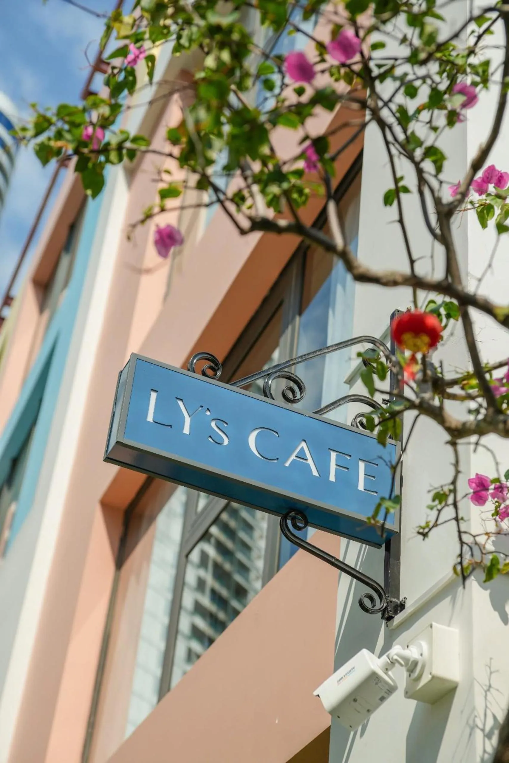 Property logo or sign in Cozy Front Beach House wid Private Beach