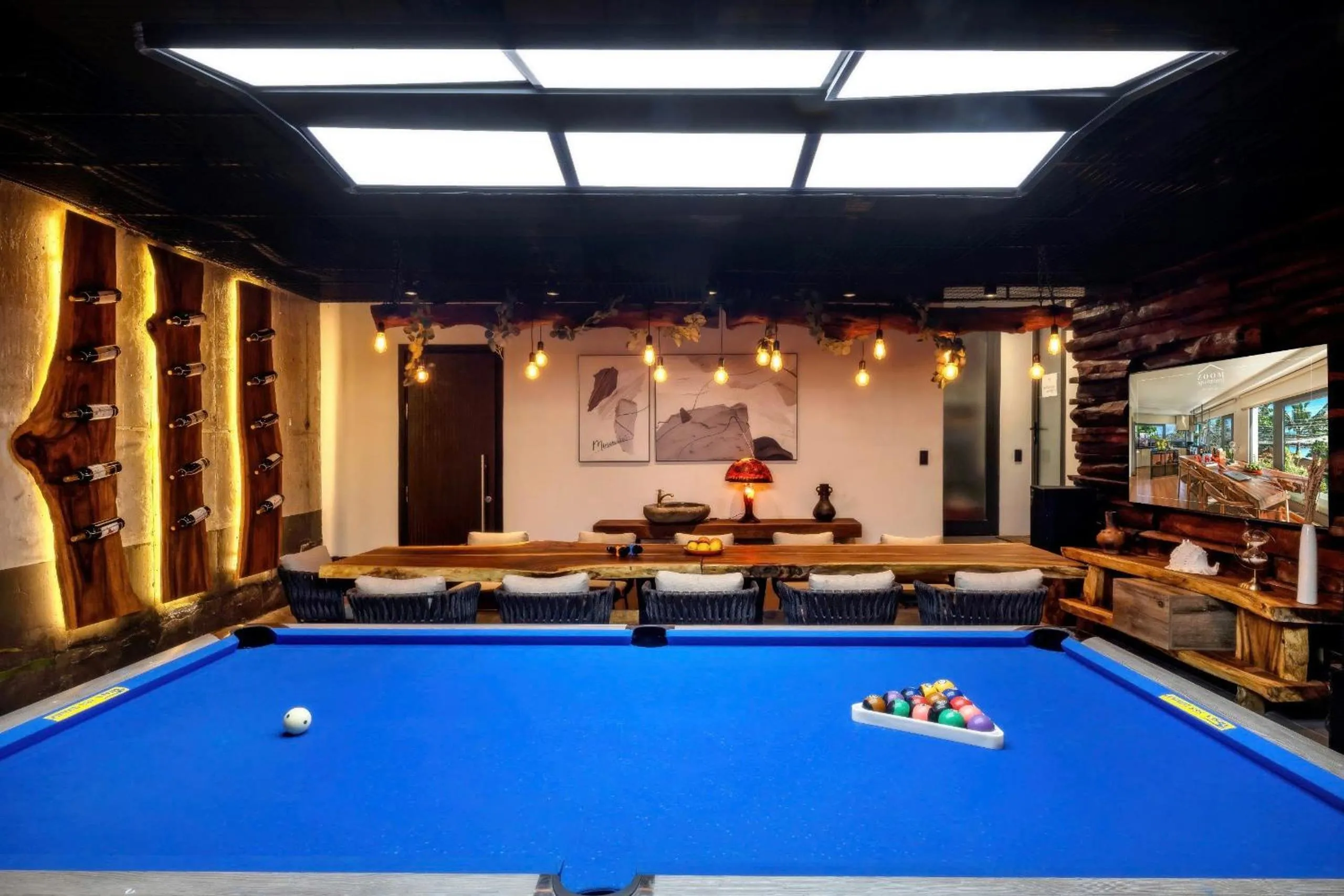 Billiard in Cozy Front Beach House wid Private Beach