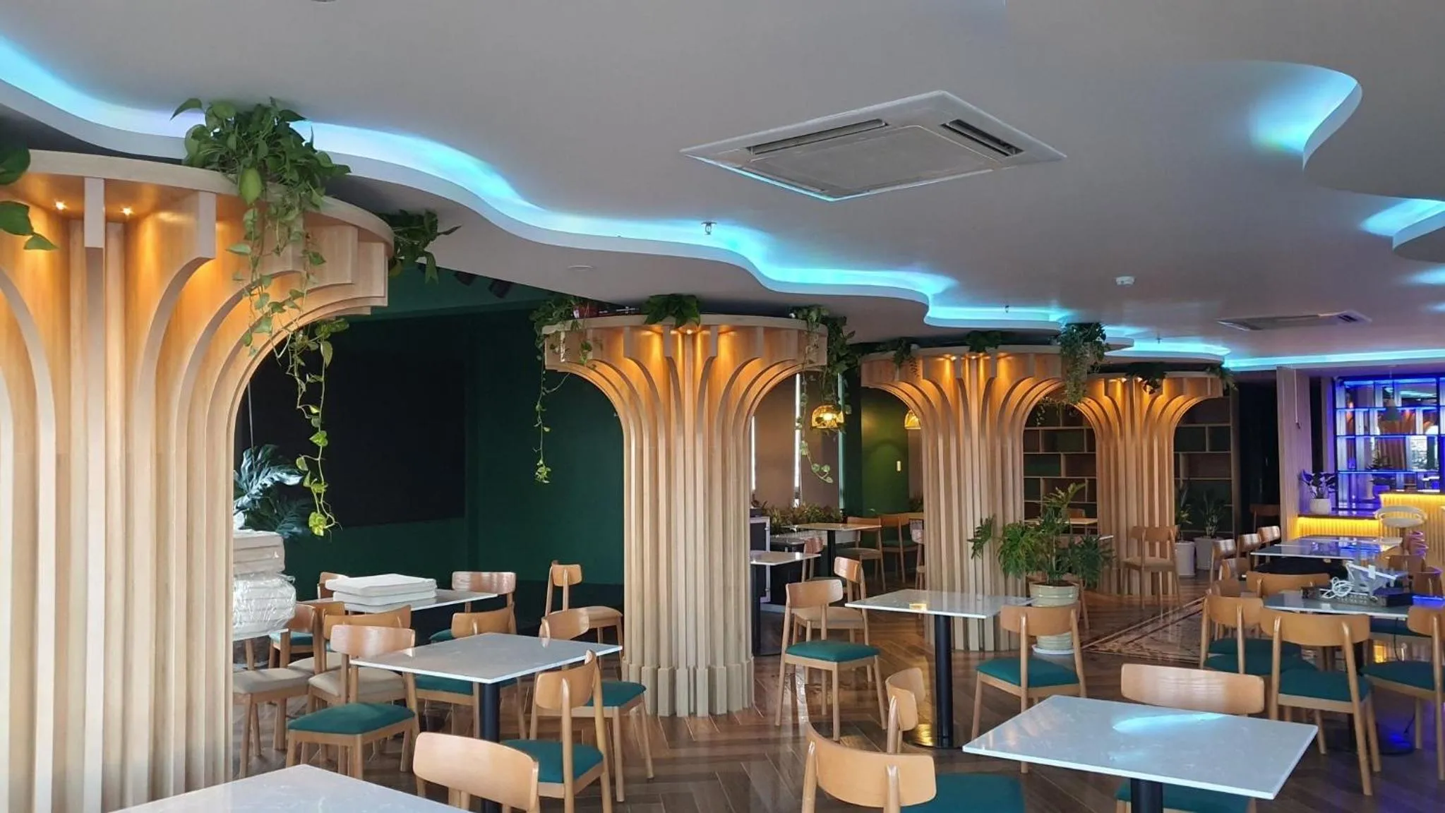 Restaurant/places to eat in The Palms Hotel Phan Thiết