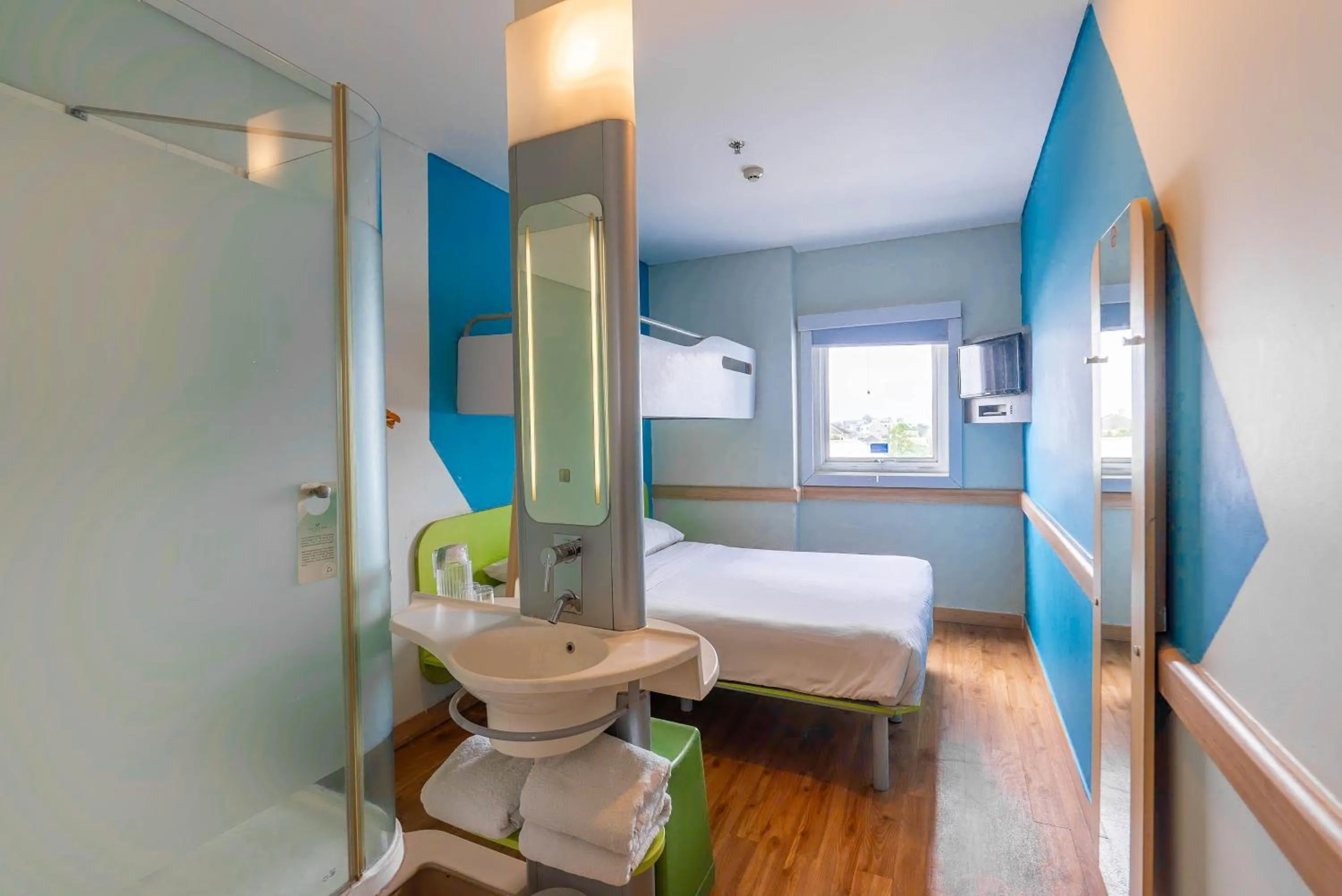 Bed in The Suddha Asia Afrika Bandung