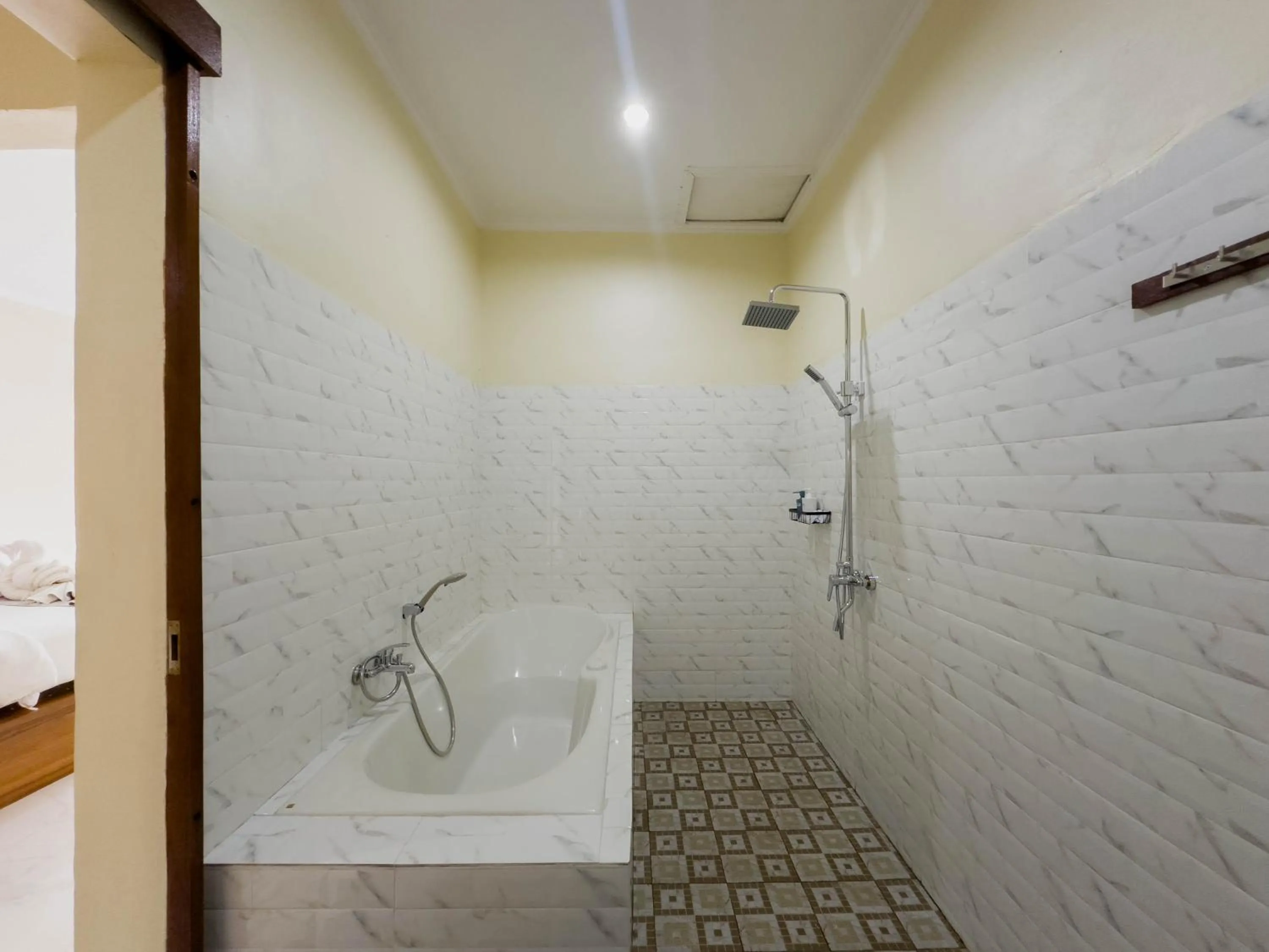 Bathroom in Kubu Manah Ubud