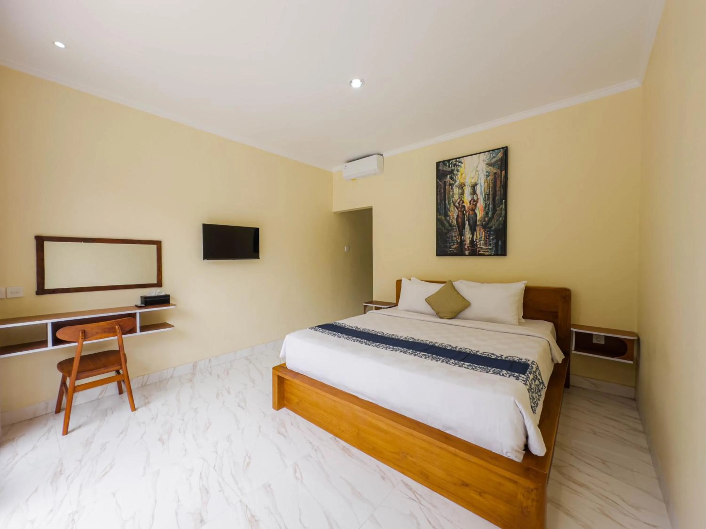 Seating area, Bed in Kubu Manah Ubud