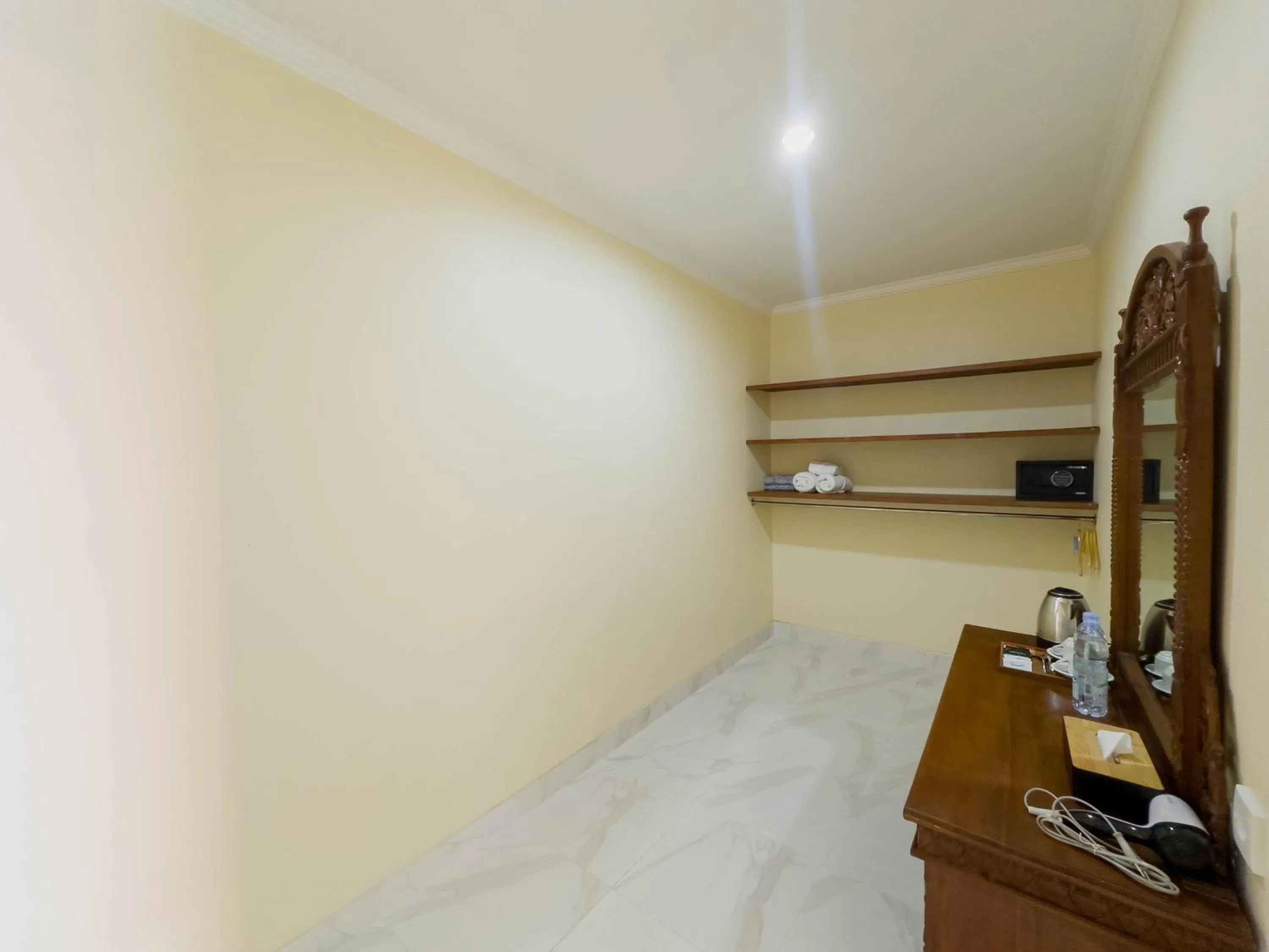 Bedroom, Bed in Kubu Manah Ubud